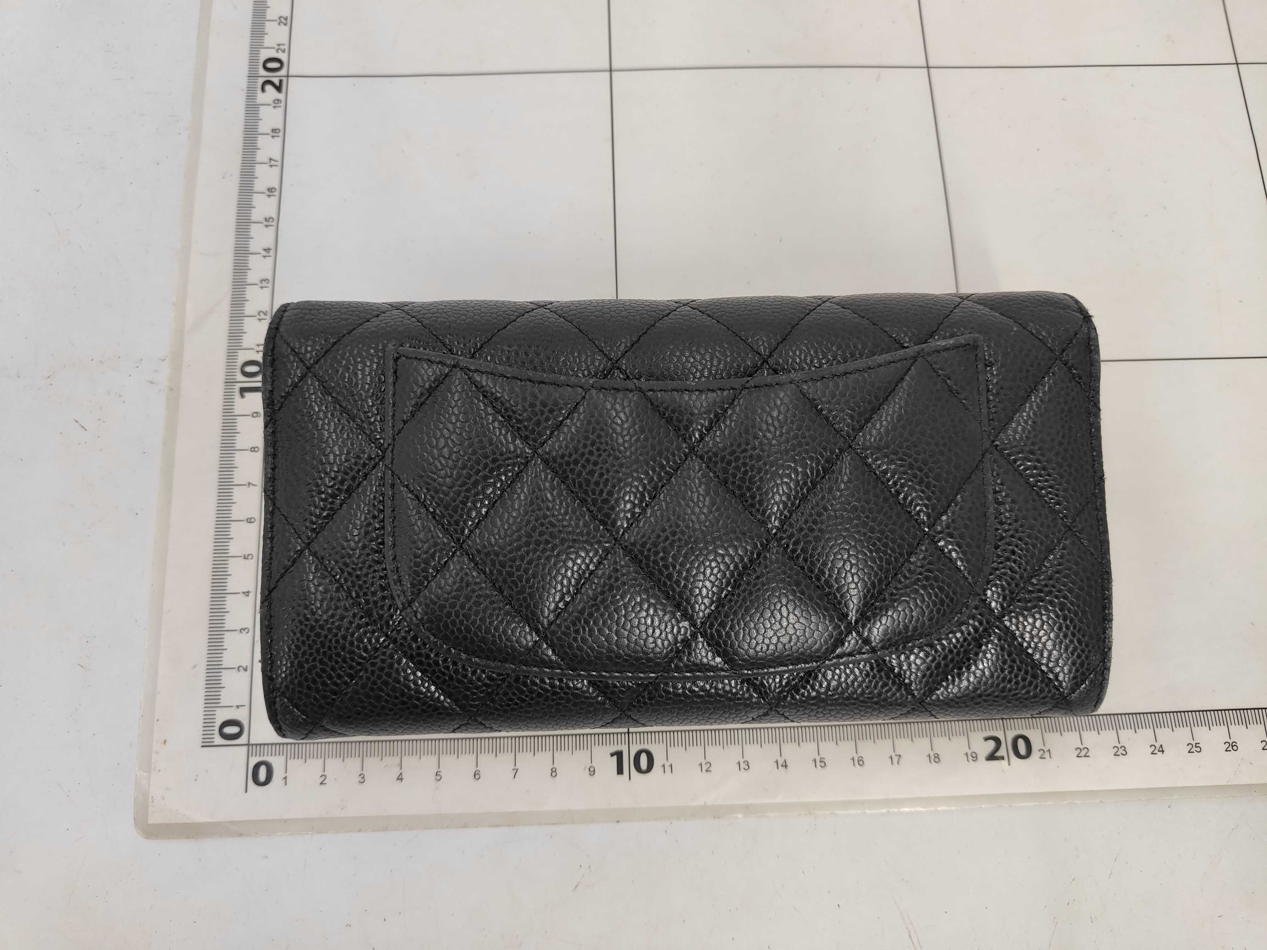 Matelassé Caviar Skin Long Wallet 29842850 — view 2
