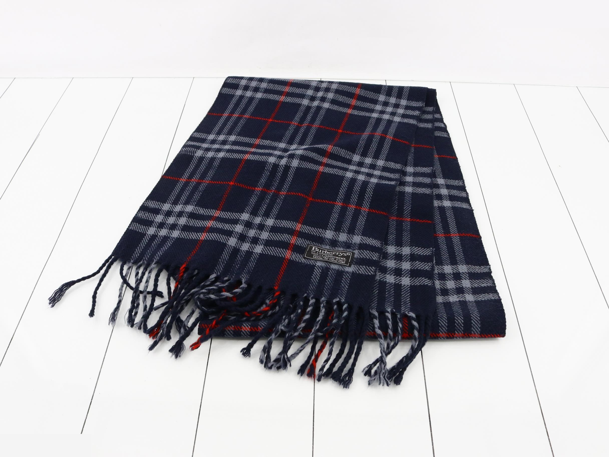 Nova Check Scarf, Navy — view 2