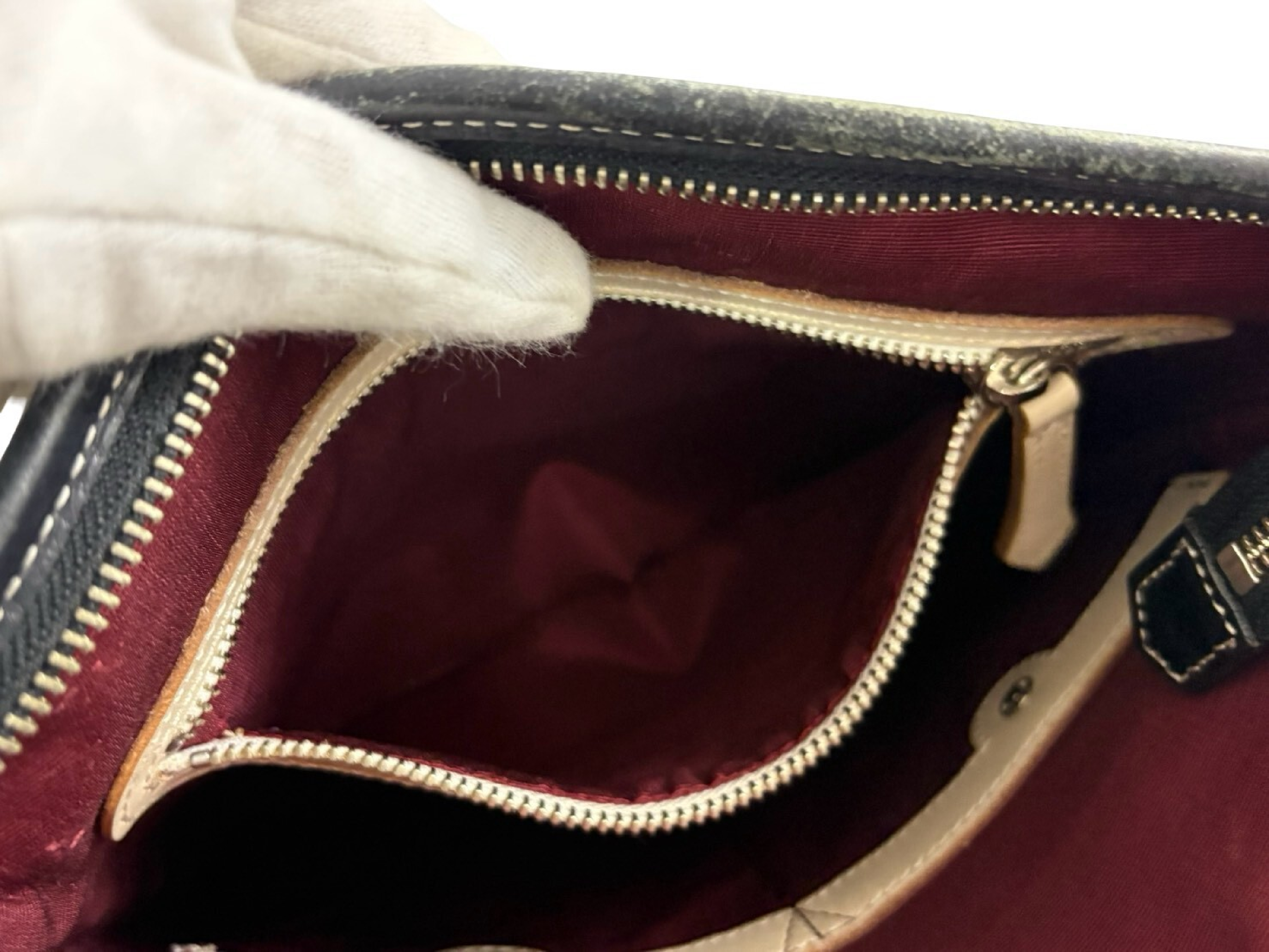 Blue Label Shoulder Bag — view 6