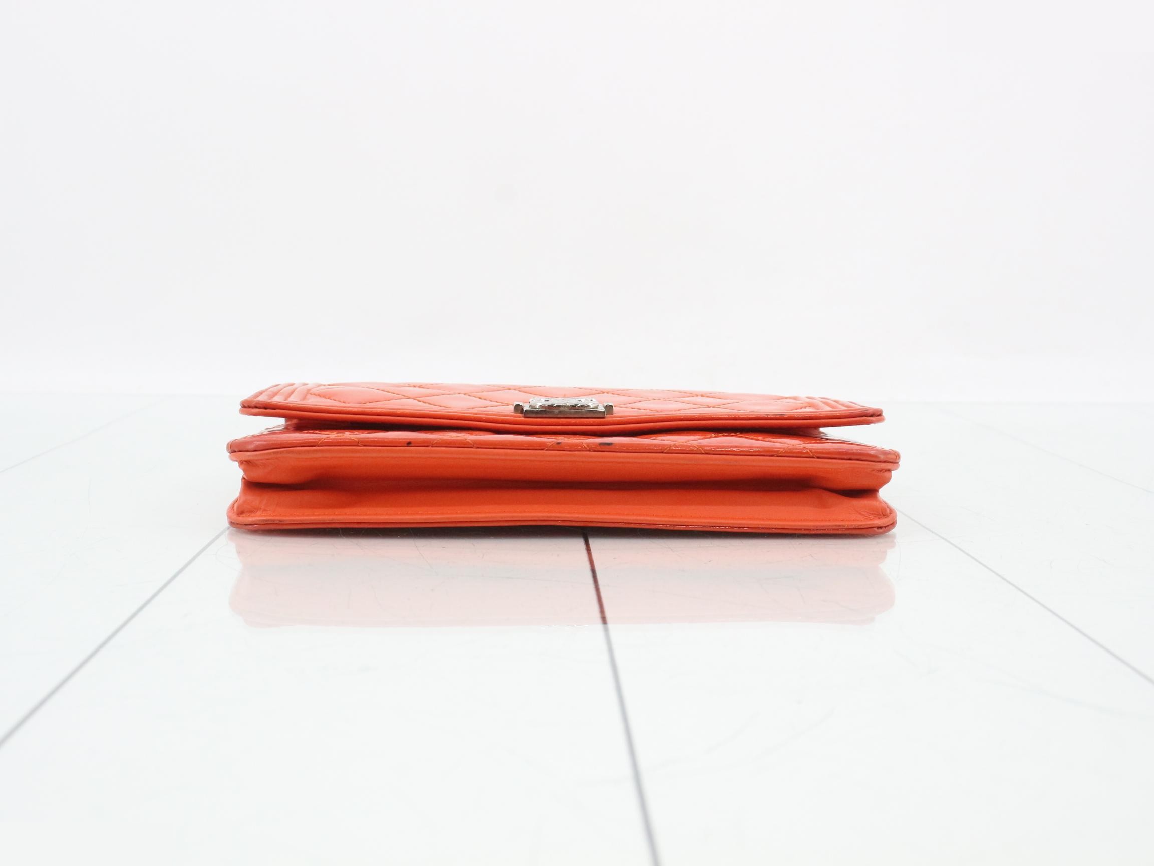 Patent leather Boy Chanel chain wallet — view 3