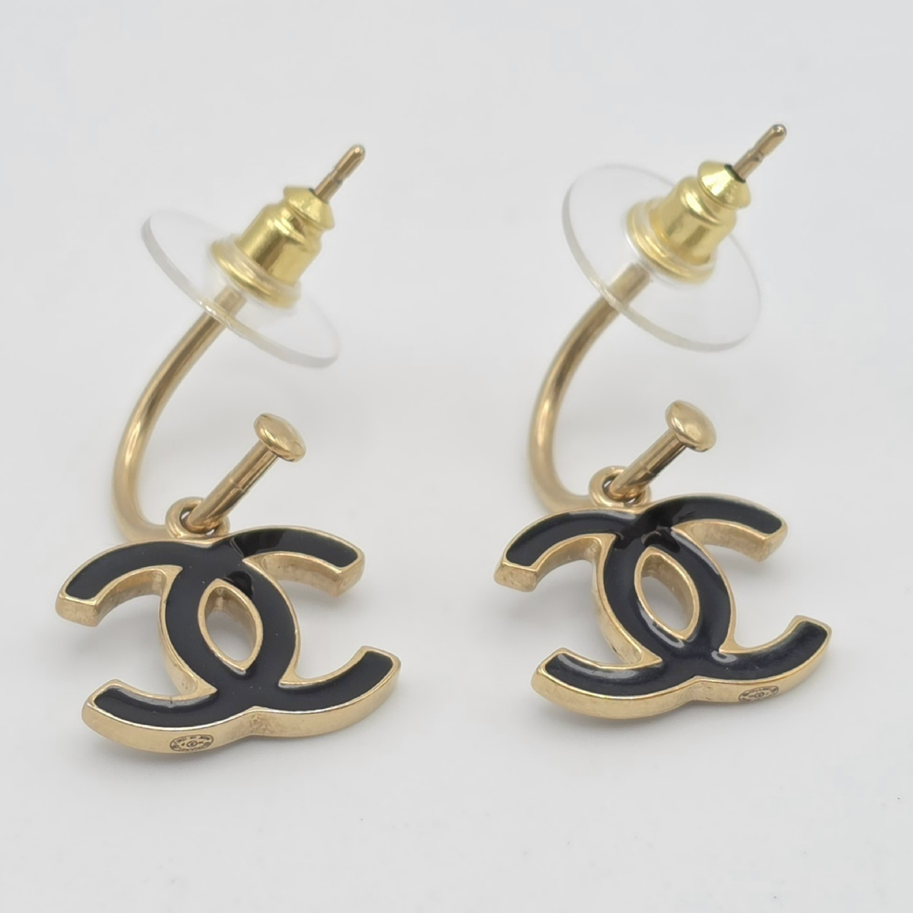 earrings — view 4