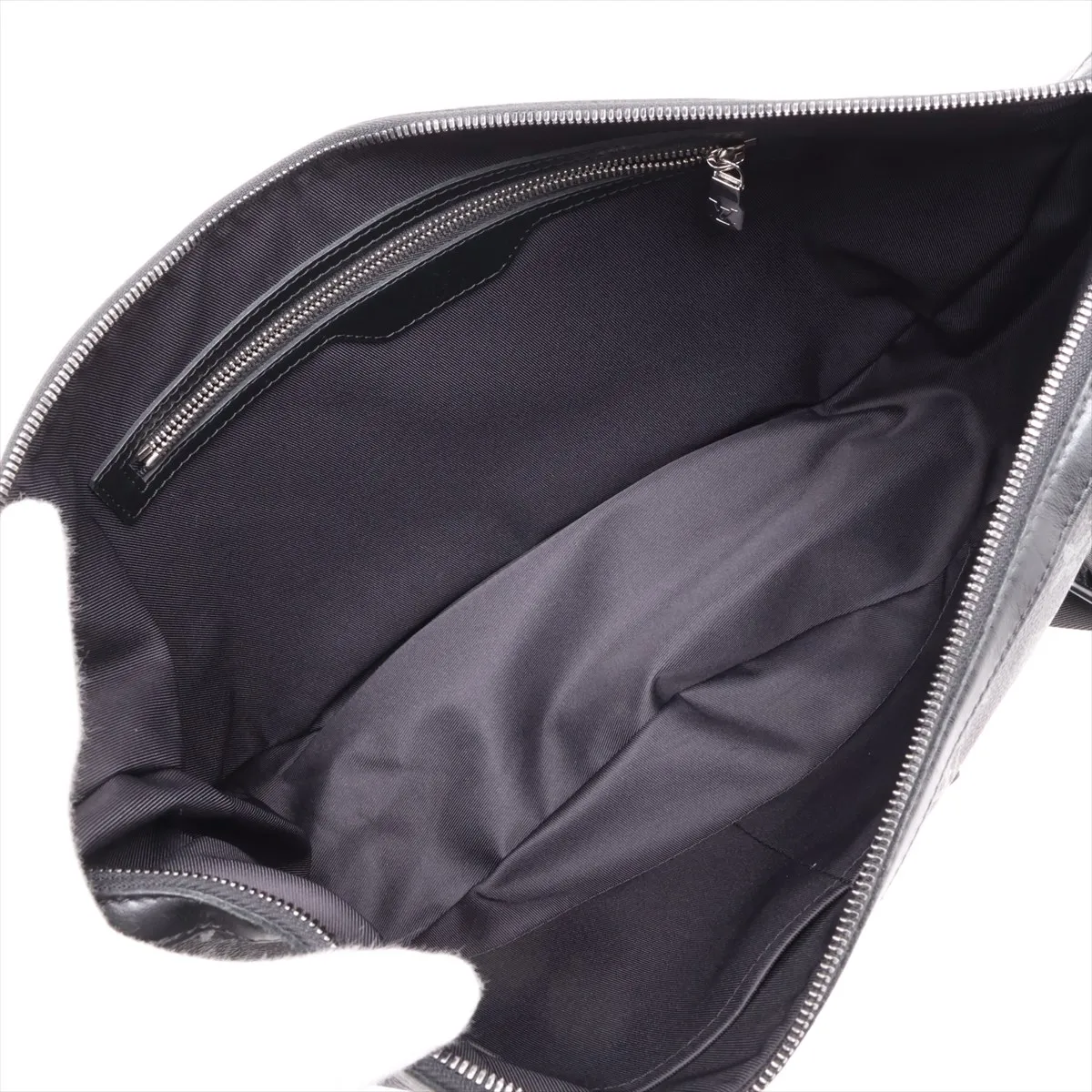 Monogram Galaxy Alpha Hobo M44164 MB0119 Black (RFID detected) — view 6
