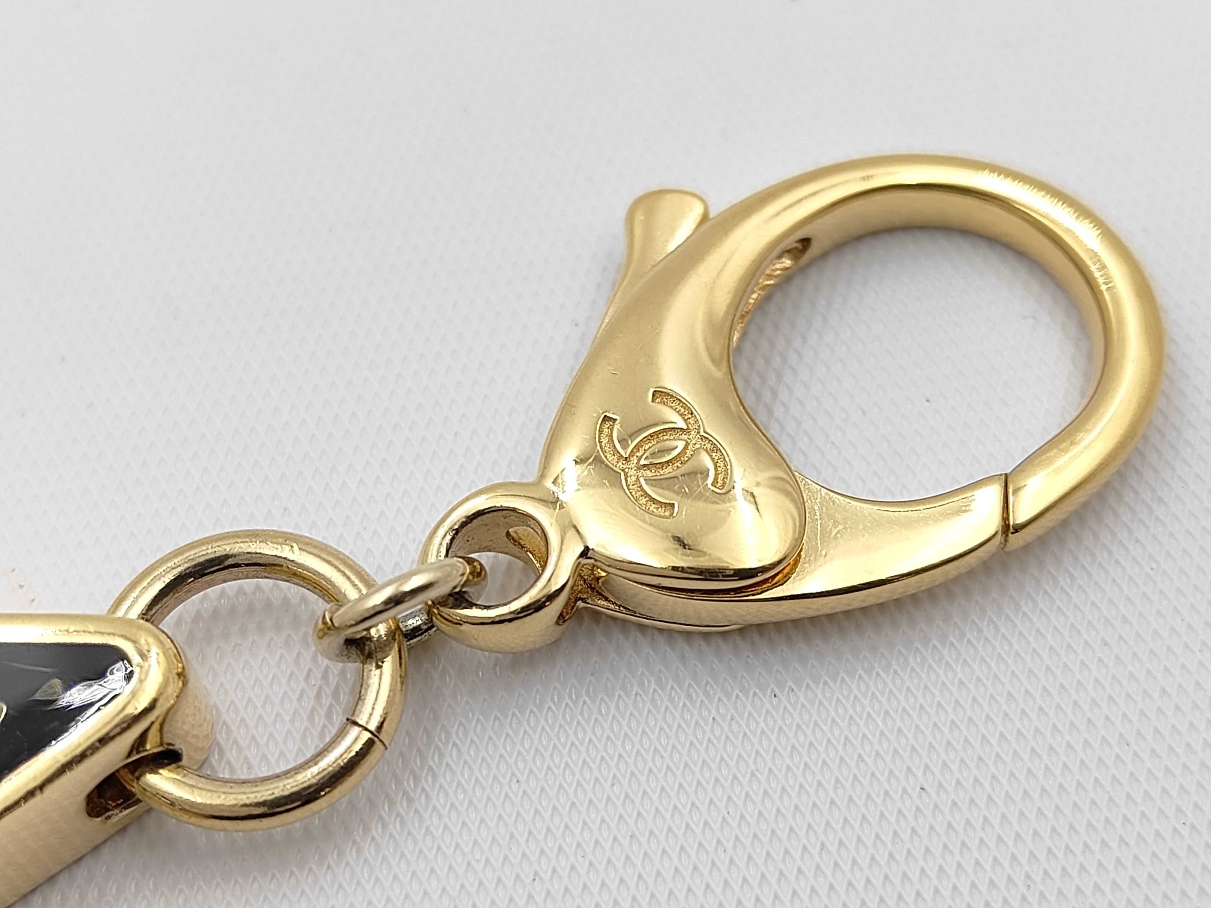 Coco Mark D25K Star Keychain Charm — view 4