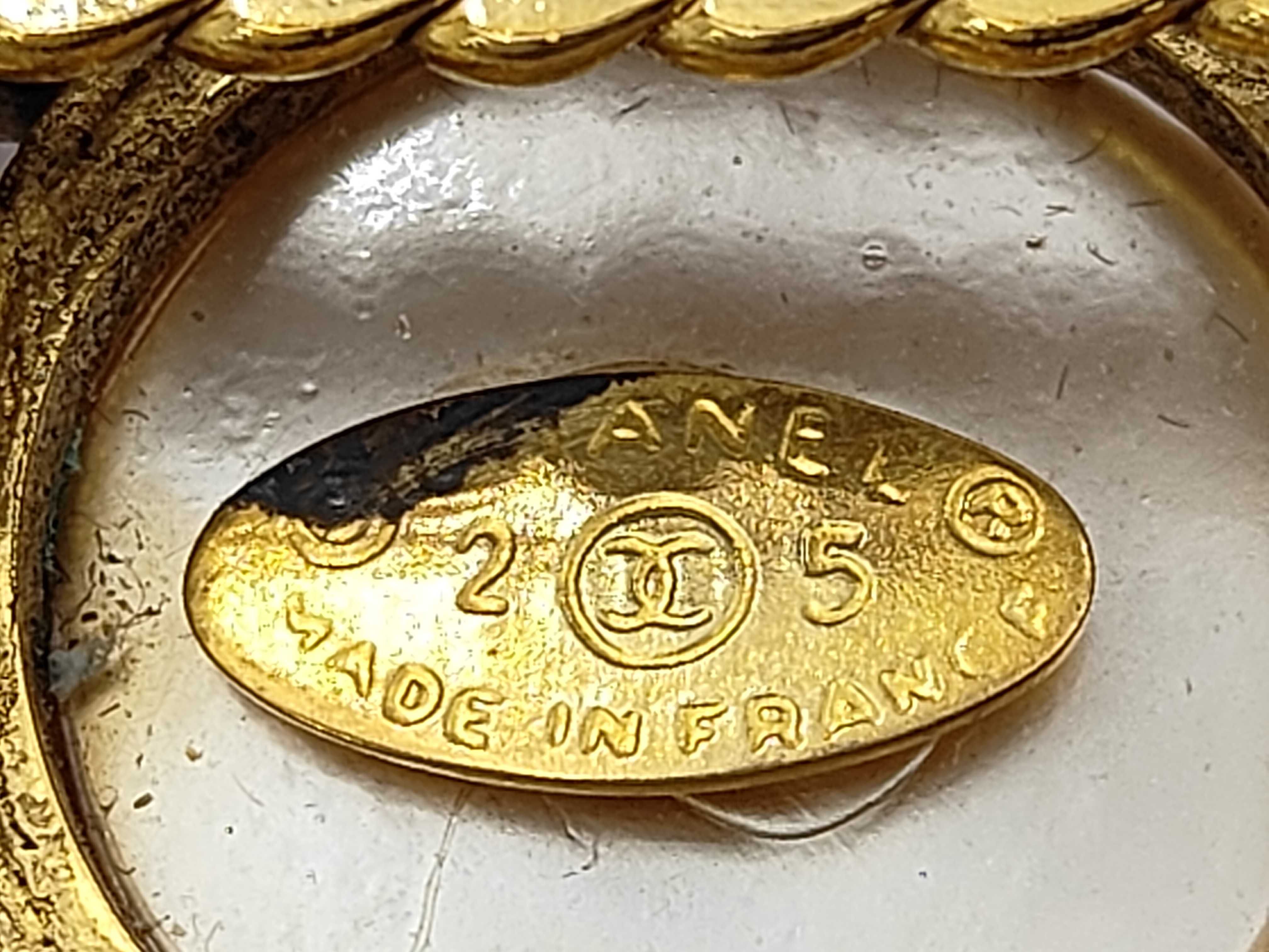 Gripoix Vintage Brooch Gold Brooch — view 4