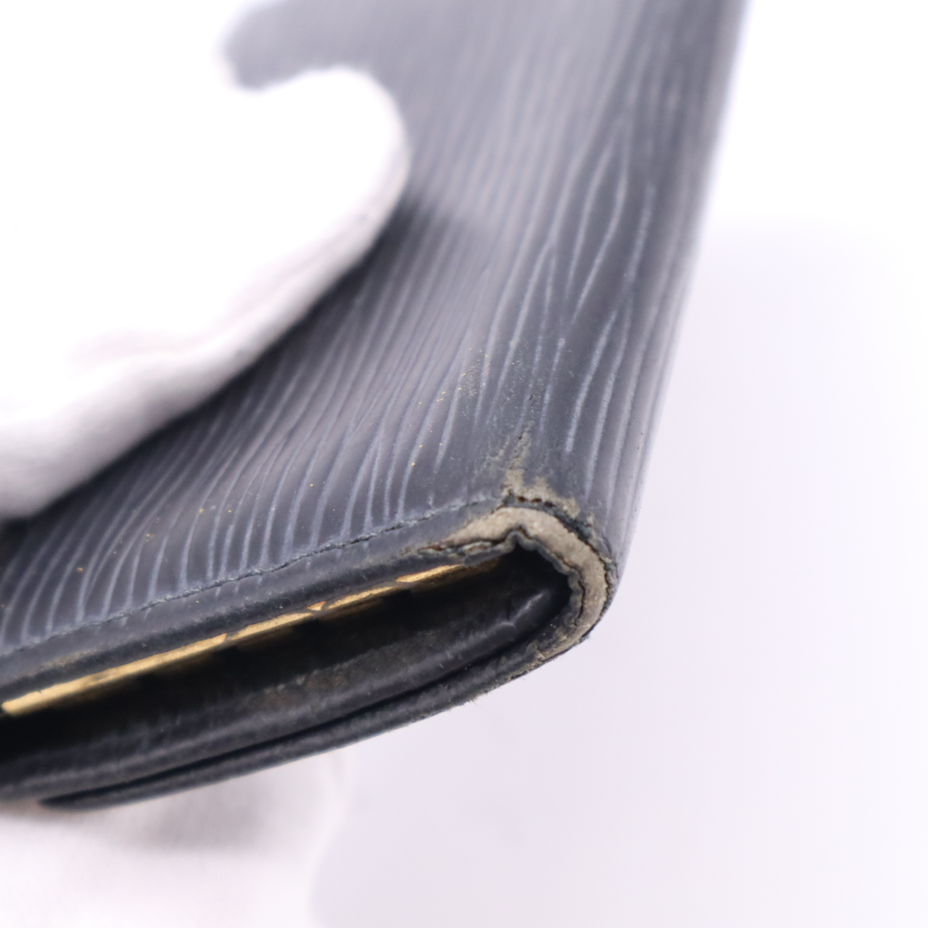 M63822 Epi Multicles 4 Noir Key Case — view 7