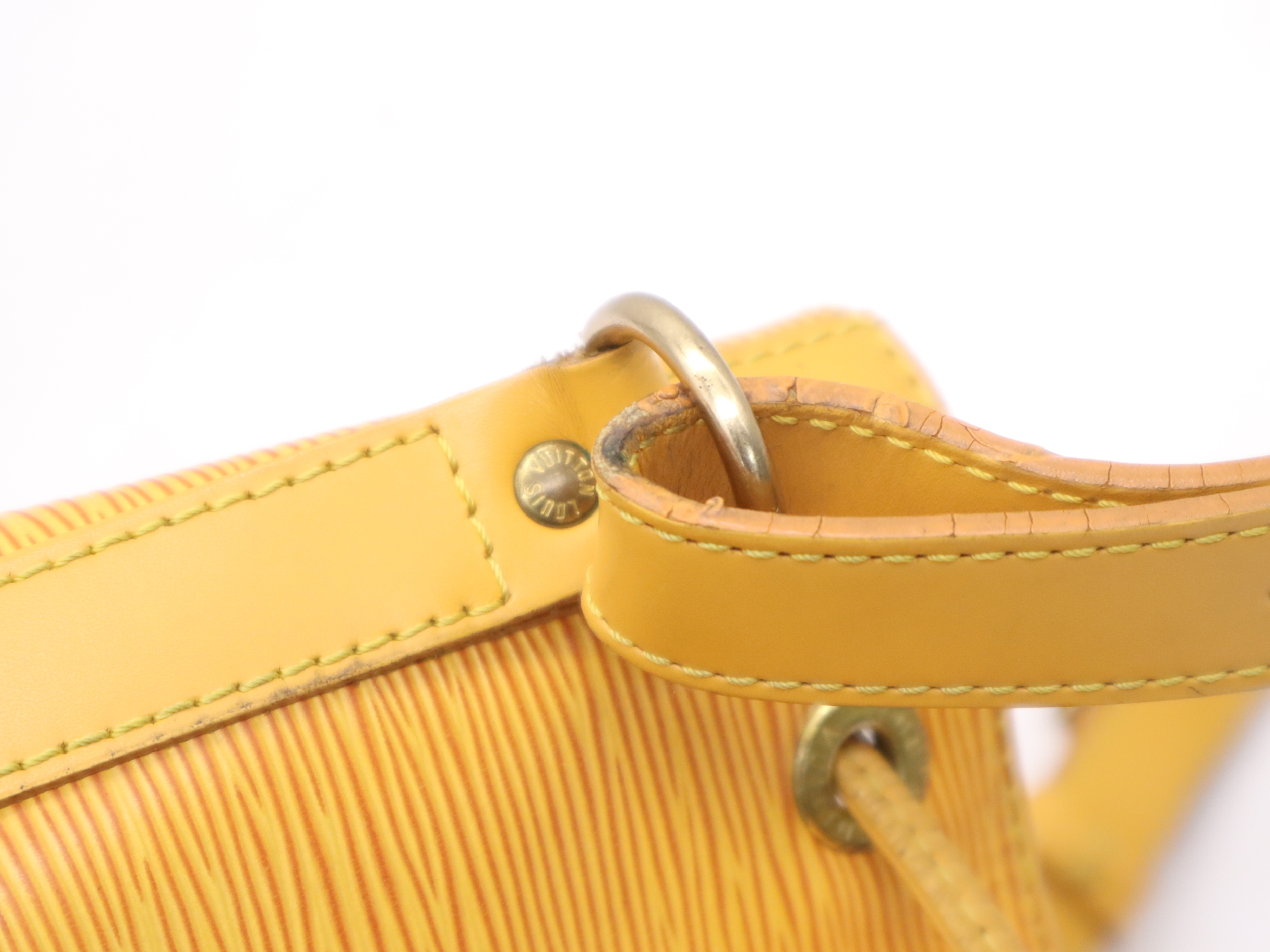 M44109 Epi Petit Noe Tassili Yellow Shoulder Bag — view 7