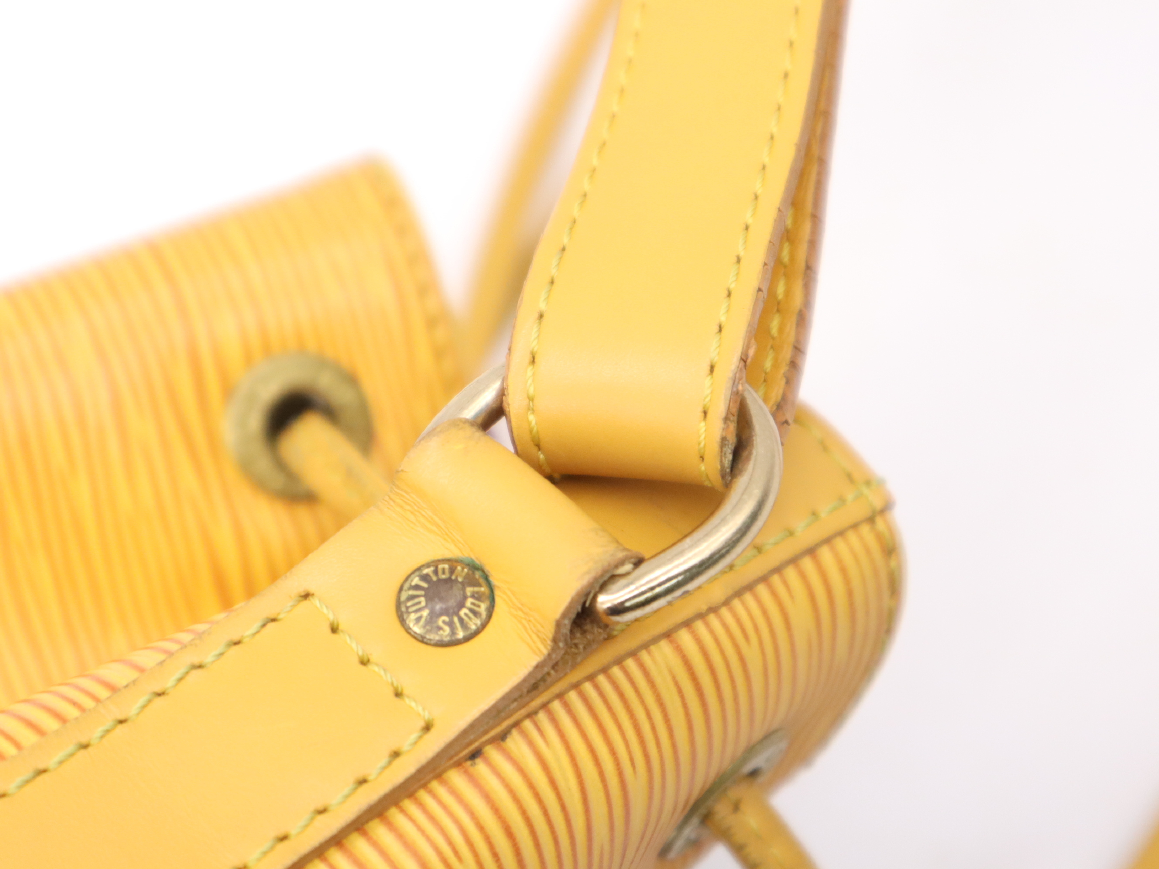 M44109 Epi Petit Noe Tassili Yellow Shoulder Bag — view 8