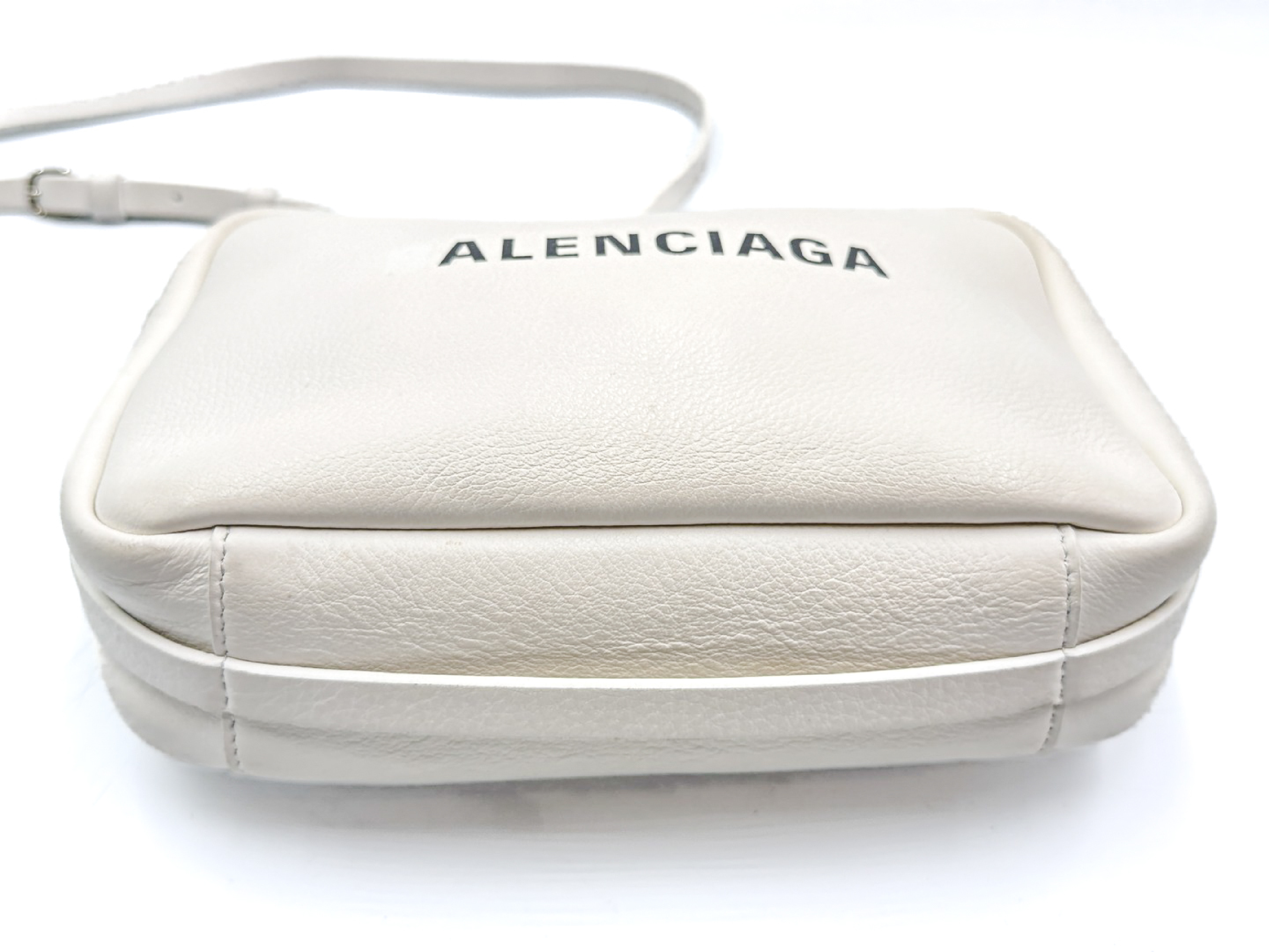 Everyday Camera Bag S Leather Shoulder Bag 489812 Shoulder Bag — view 3