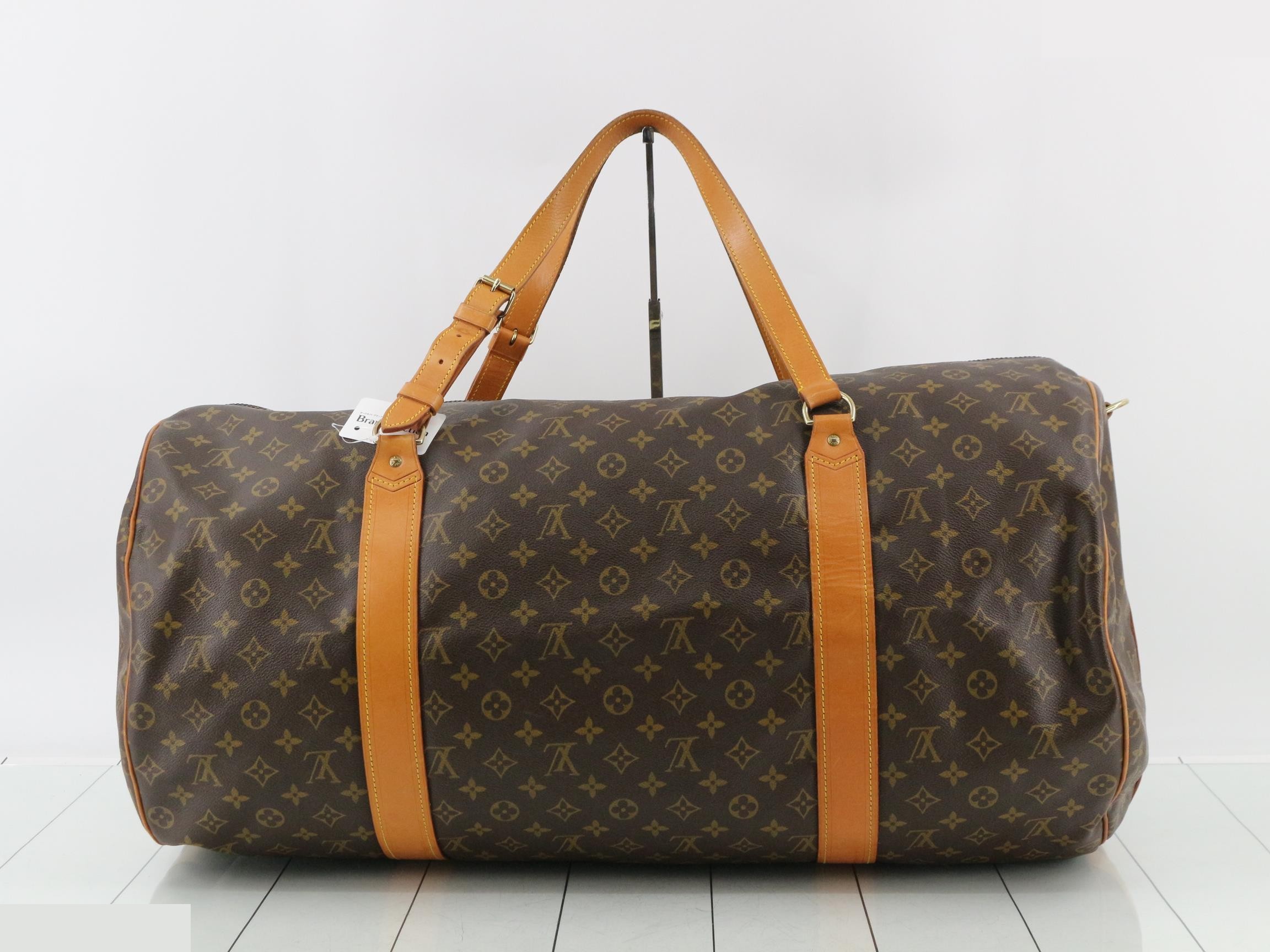 Sac Polochon A20912 - Includes strap, name tag, key, and 2 keys. — view 2
