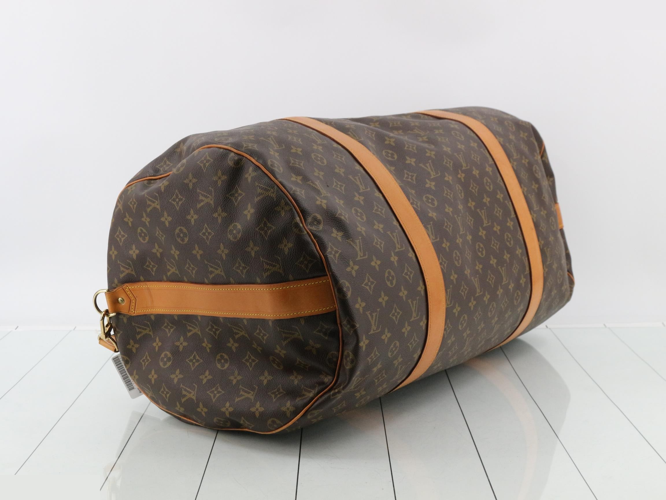 Sac Polochon A20912 - Includes strap, name tag, key, and 2 keys. — view 5