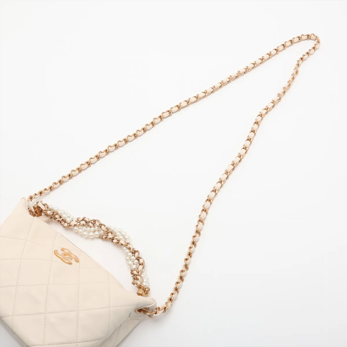[Individually packaged] Chanel Matelassé Lambskin 2-Way Shoulder Bag, Pearl Beige, Gold Hardware, JCHEJ747, Random Plate — view 7