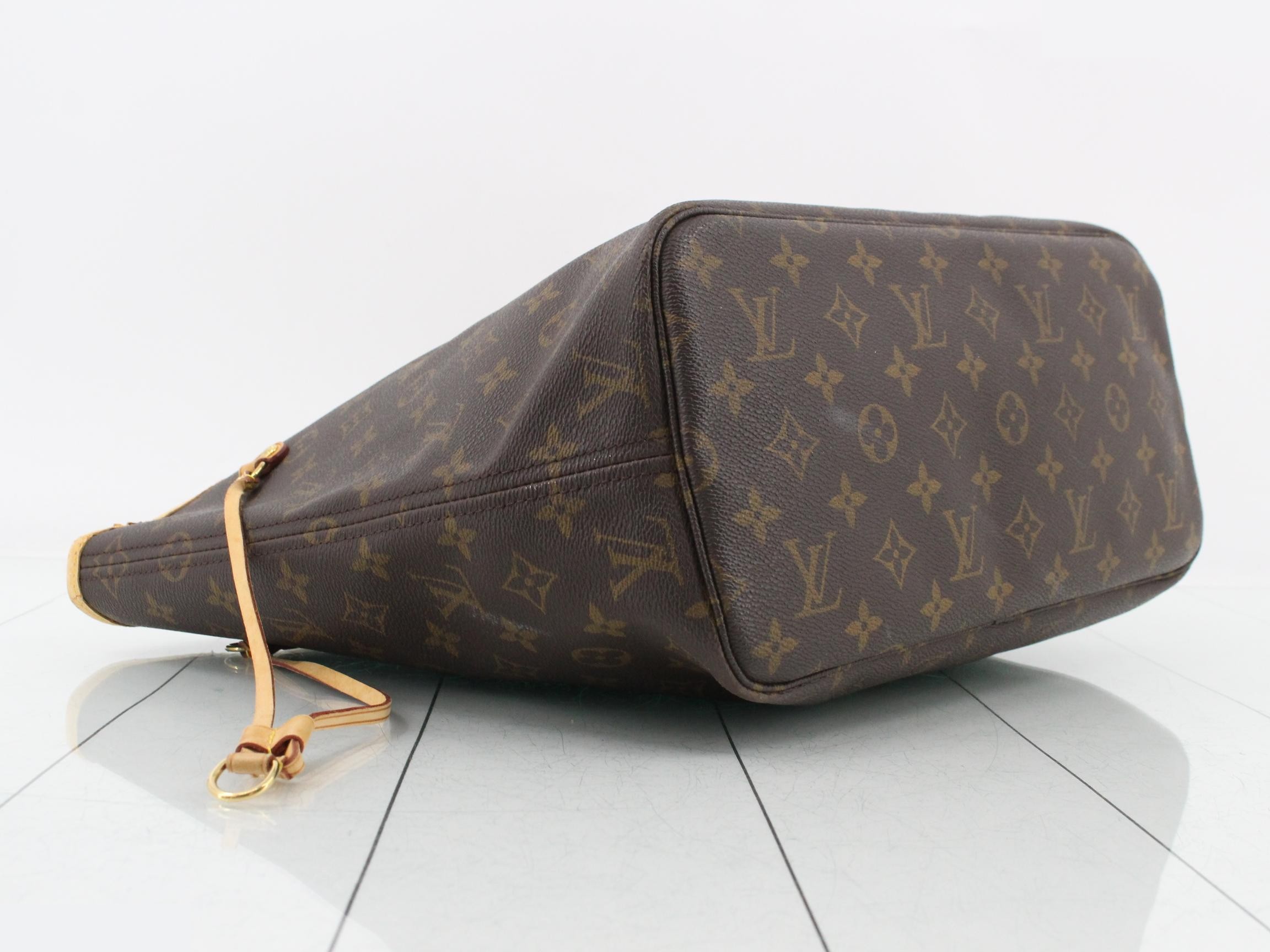 Monogram Neverfull MM Handbag — view 5