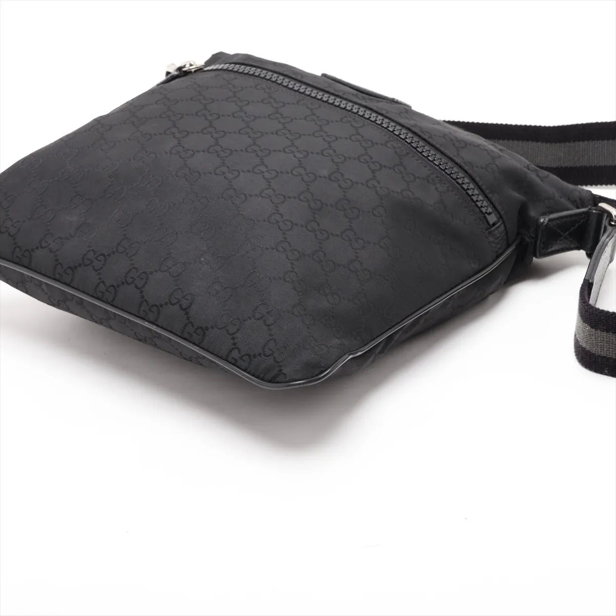 GG Nylon x Leather Shoulder Bag Black 449184 — view 3
