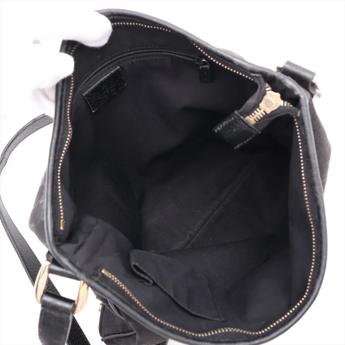 GG Canvas Abbey 131326 Canvas x Leather Shoulder Bag, Black — view 6