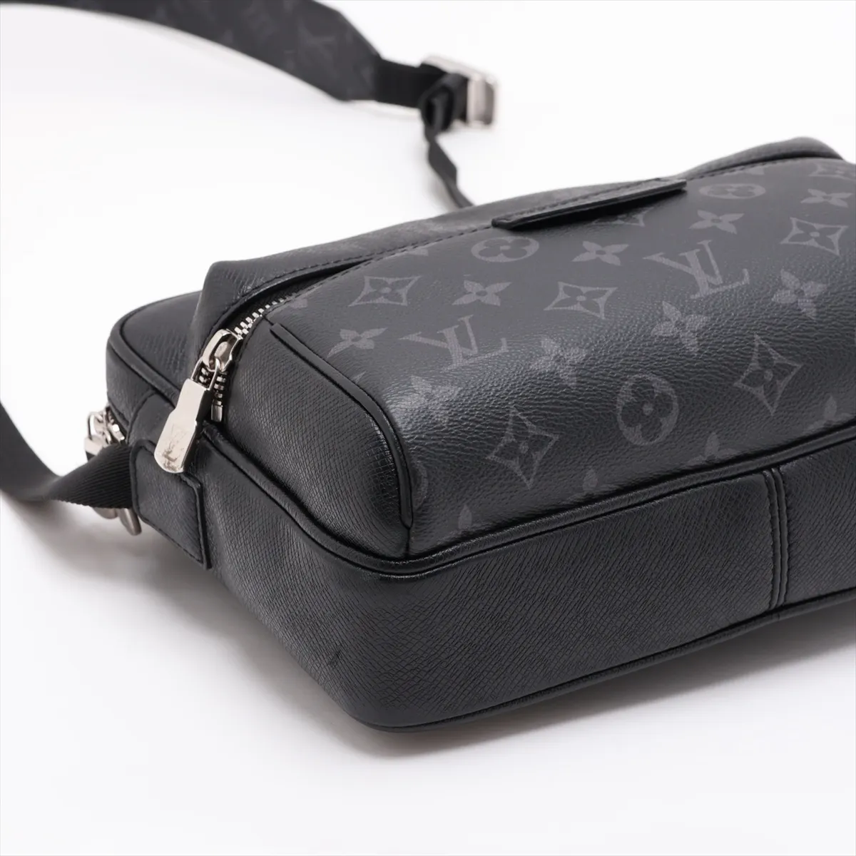 Taigarama Outdoor Messenger PM M30233 Black (RFID detected) — view 4