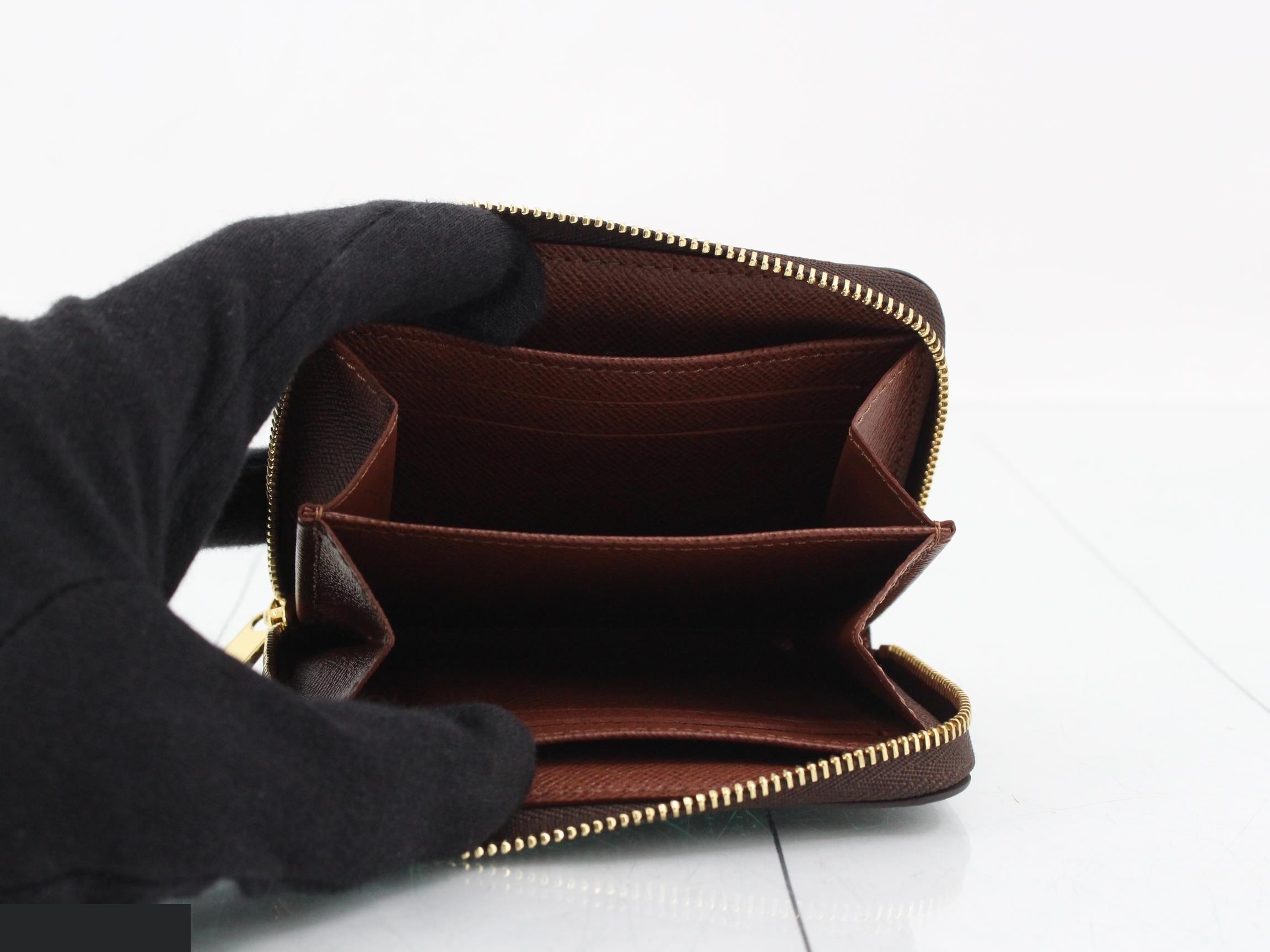 Zippy Coin Purse, Unused, Original Price ¥80,300 — view 4