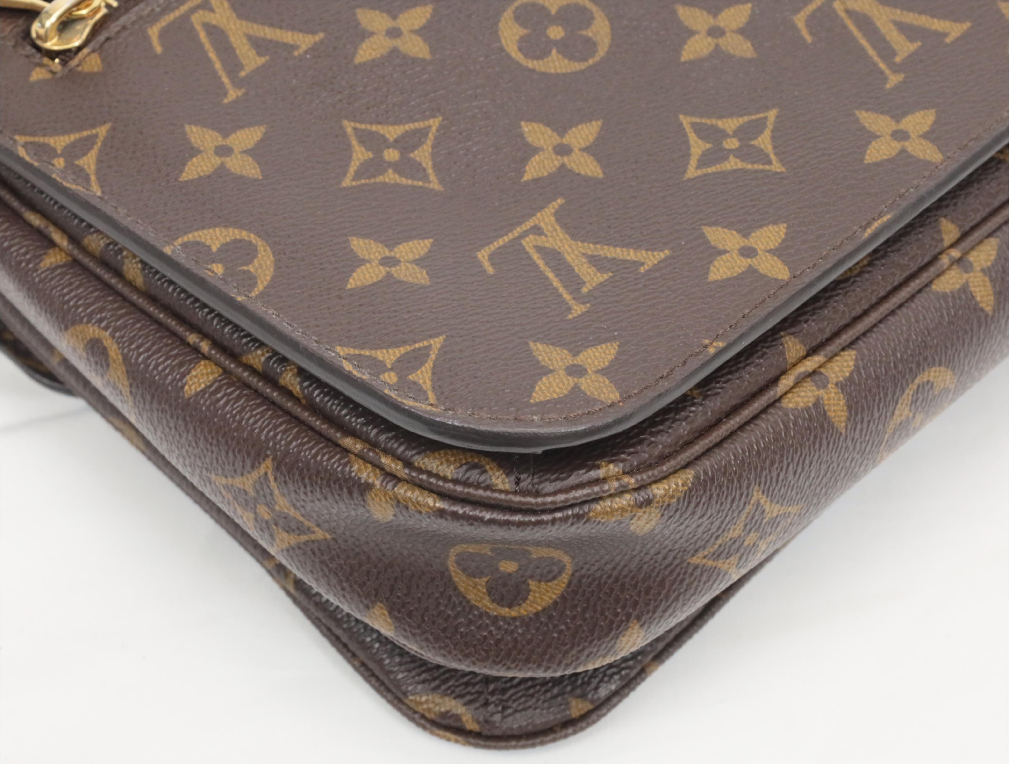 Monogram Pochette Metis MM Shoulder Bag — view 7