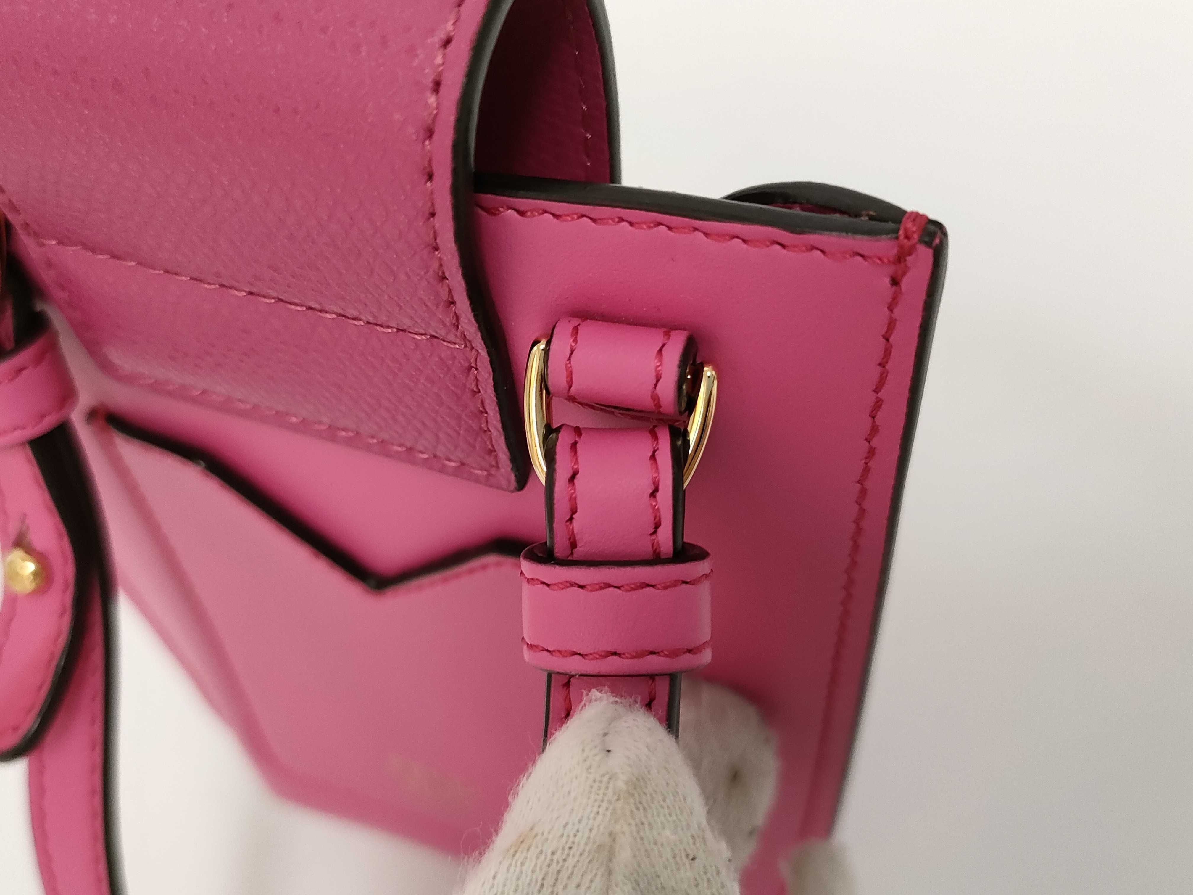 FF logo 7AS188 Leather Phone Pouch Pink Pouch — view 5