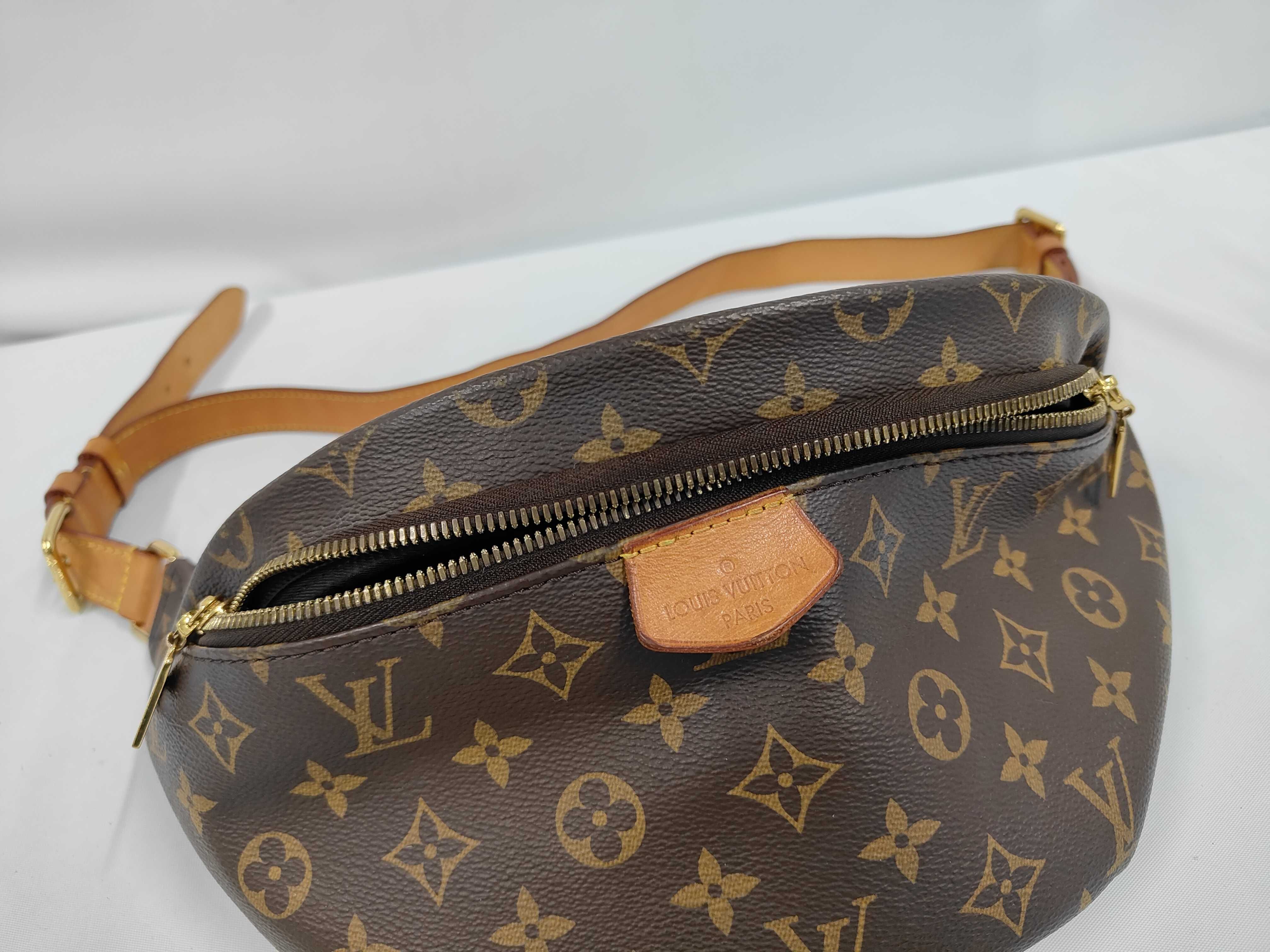 LV Louis Vuitton Monogram Bumbag Waist Bag Shoulder Bag — view 7