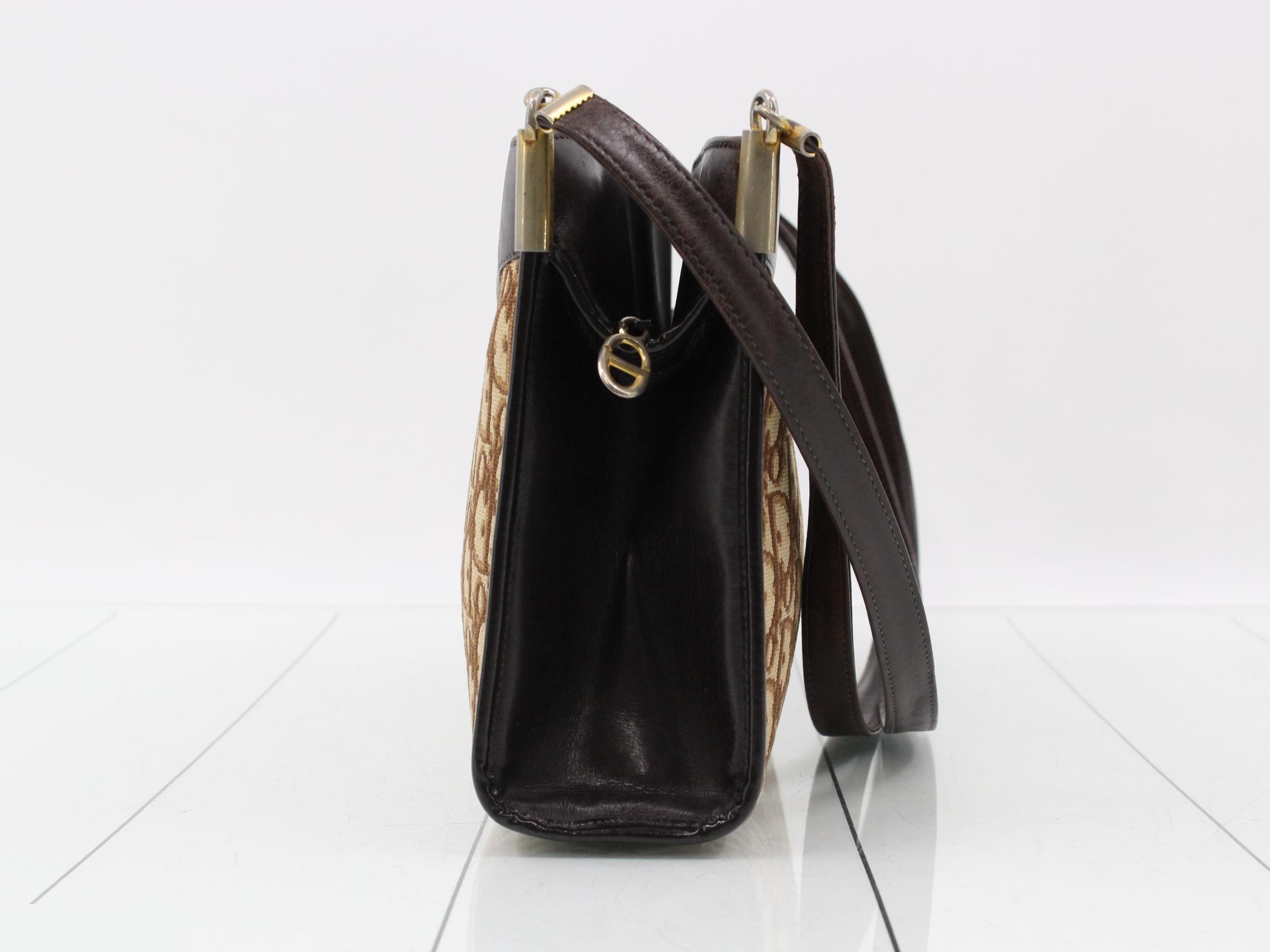 Trotter (bag) - Shoulder bag — view 4