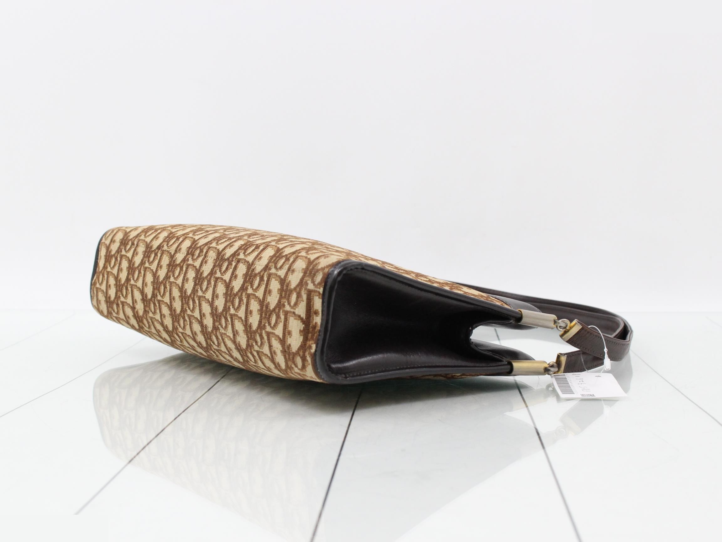 Trotter (bag) - Shoulder bag — view 6