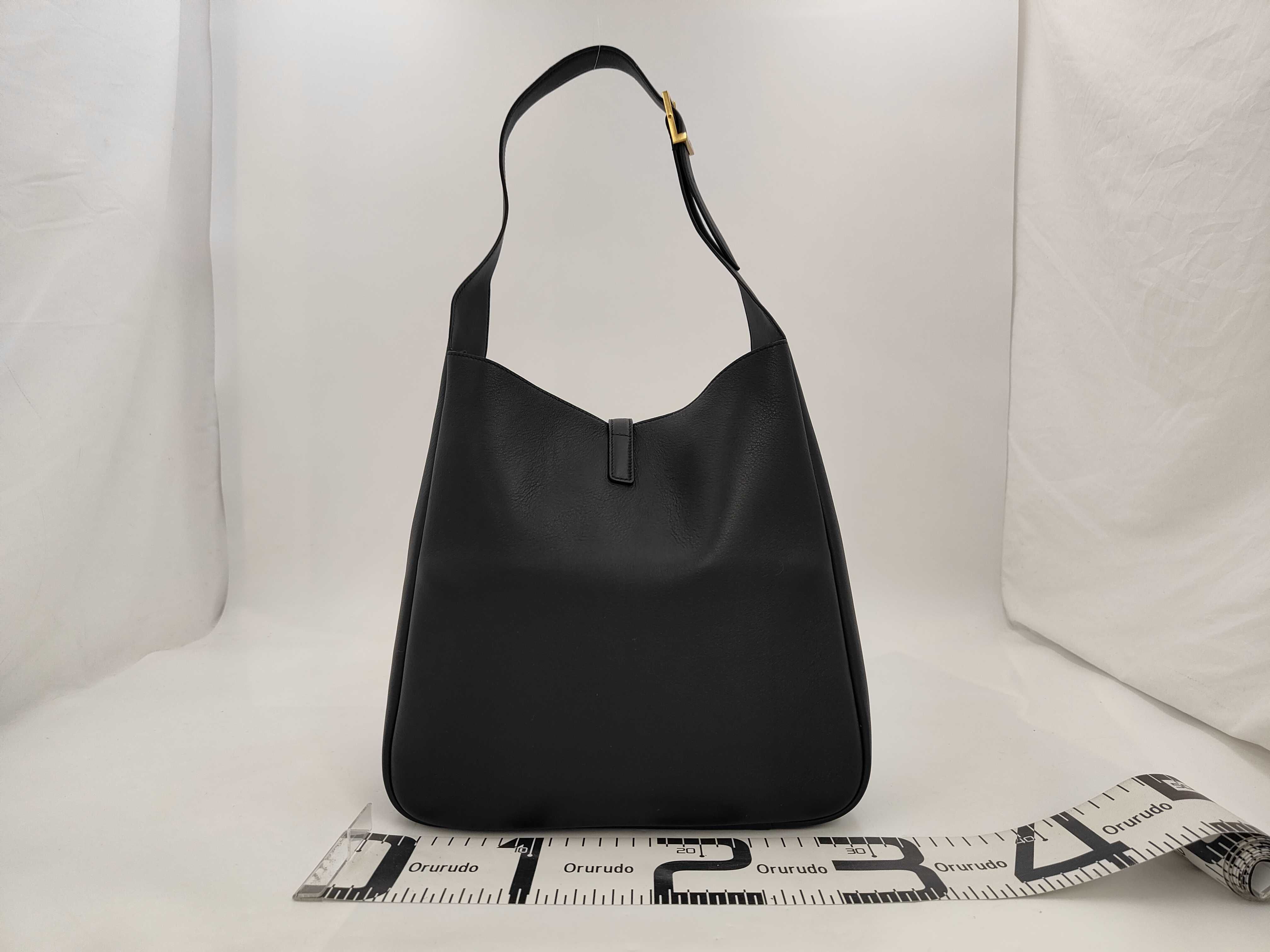 Hobo Large Calf Leather Underarm Bag Shoulder Bag — view 2
