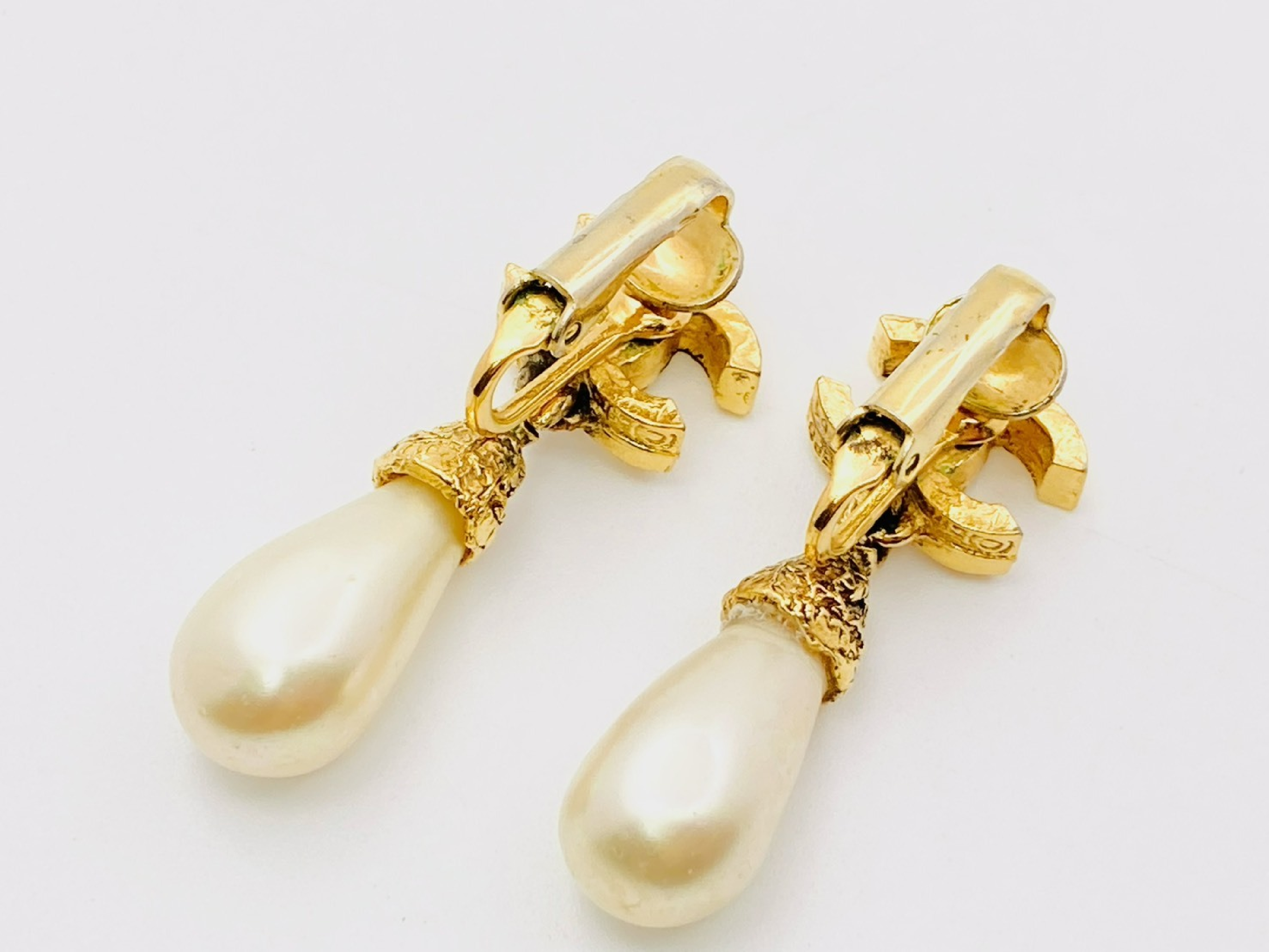 Coco Mark Faux Pearl Teardrop Swing Earrings, Engraved 264, Gold Earrings — view 3
