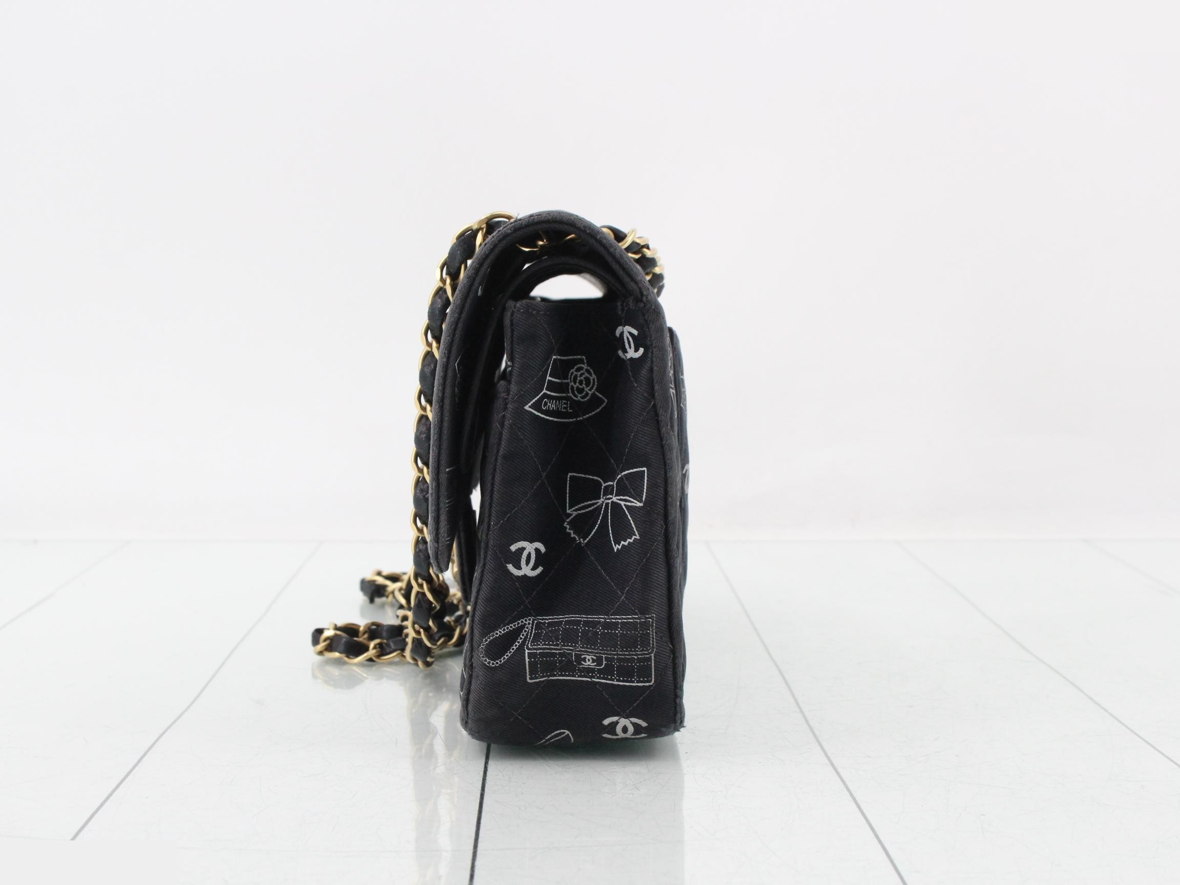 Matelassé 25 Canvas Icon Print Double Flap Double Chain Shoulder Bag — view 3