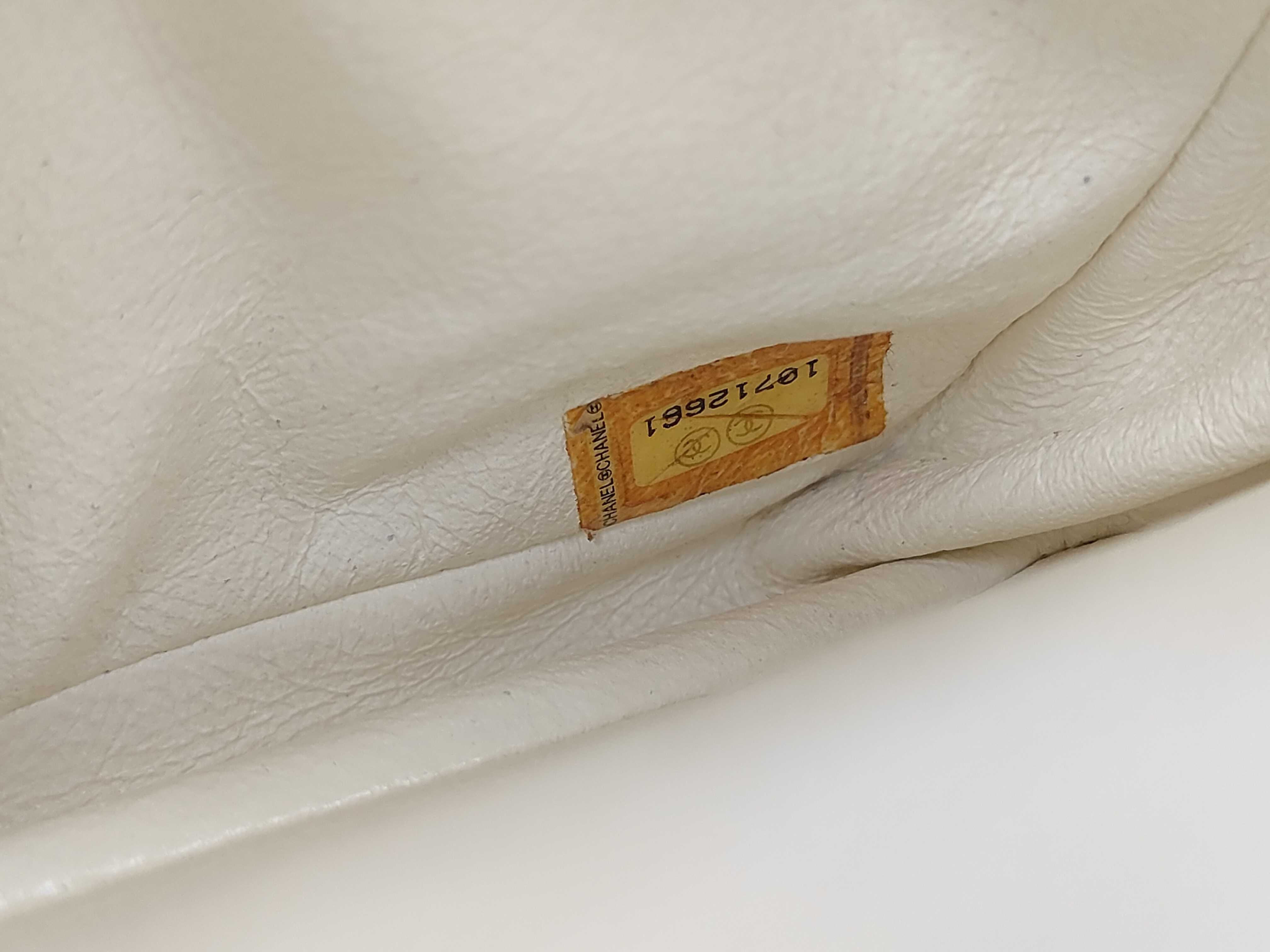 White Baguette Chain Bag Shoulder Bag — view 11