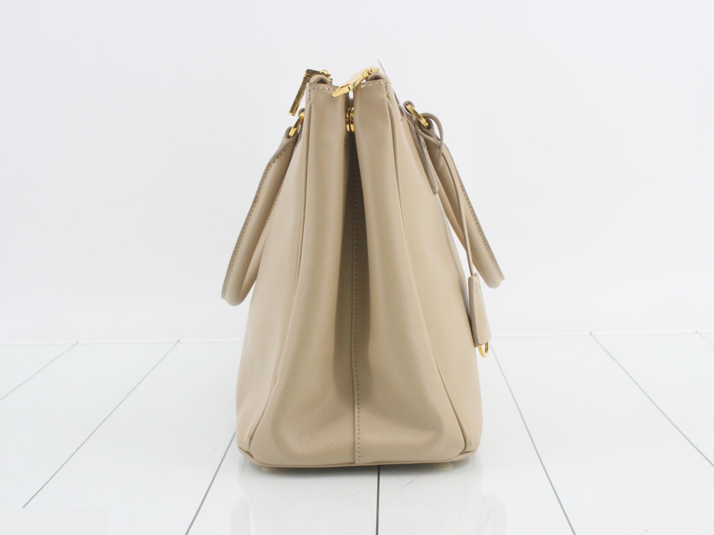Saffiano Triangle Plate 2-Way Handbag — view 4