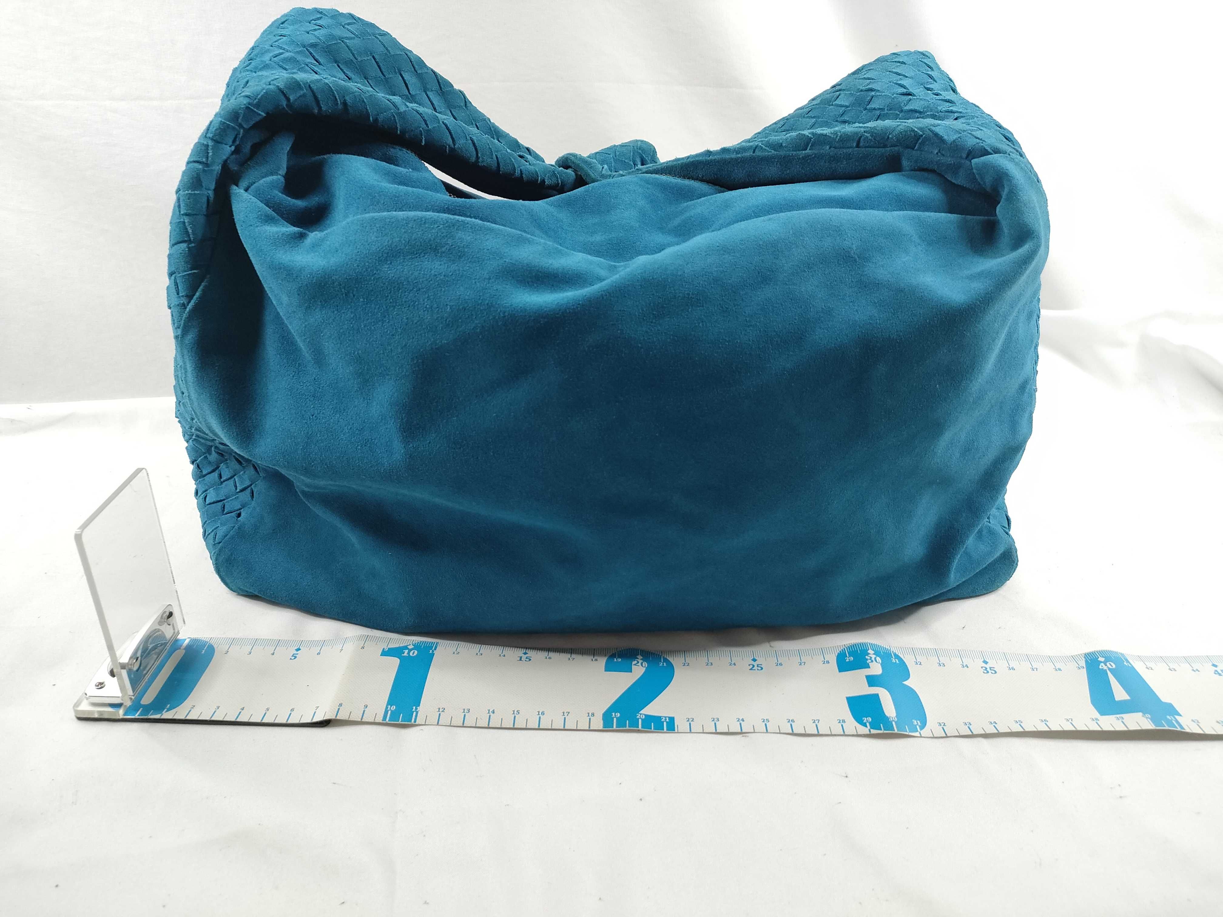 Intrecciato ID - Twist Suede Handbag Blue — view 2
