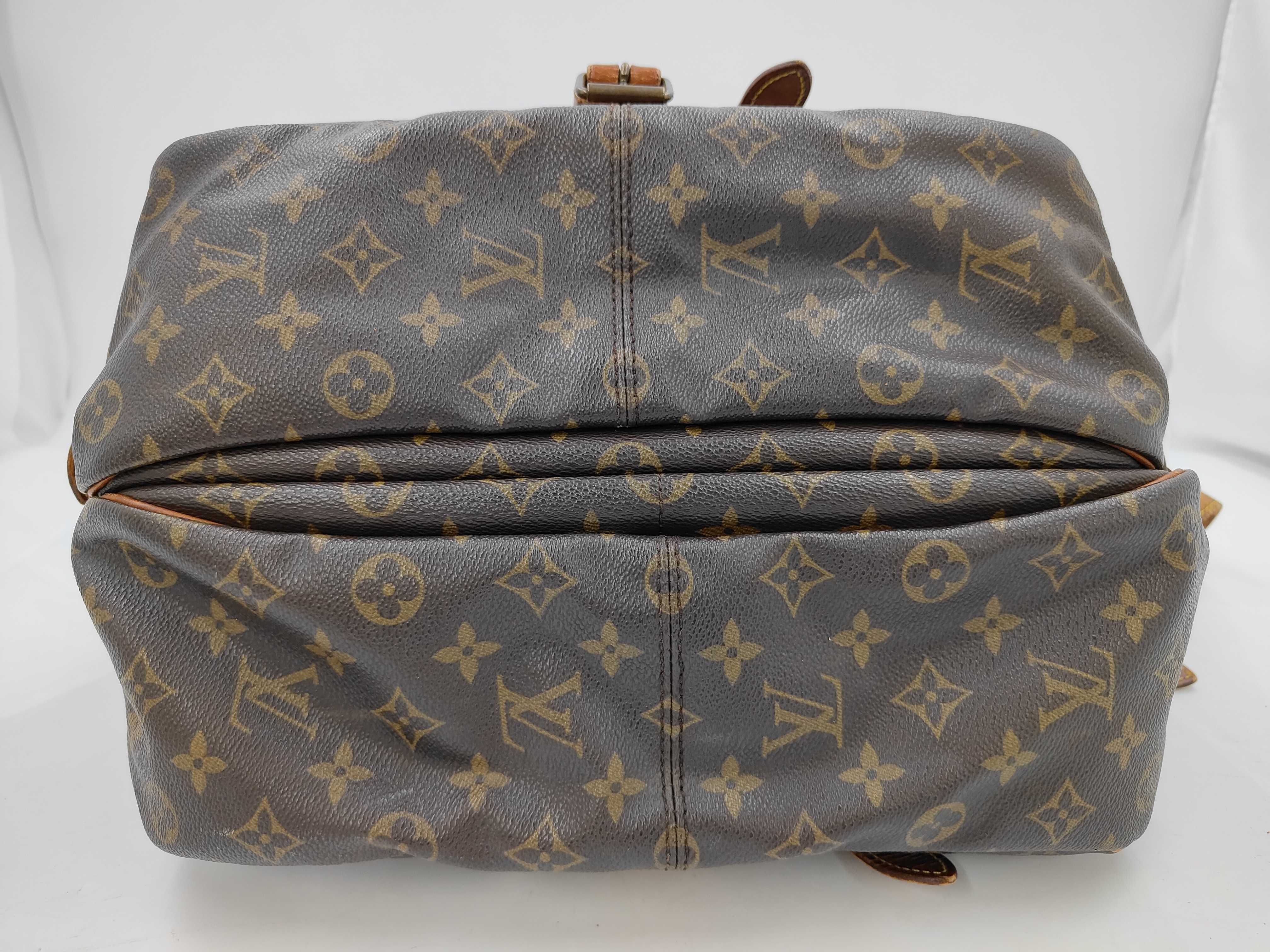 Monogram Brand Bag Saumur 35 M42254894VL Shoulder Bag — view 3