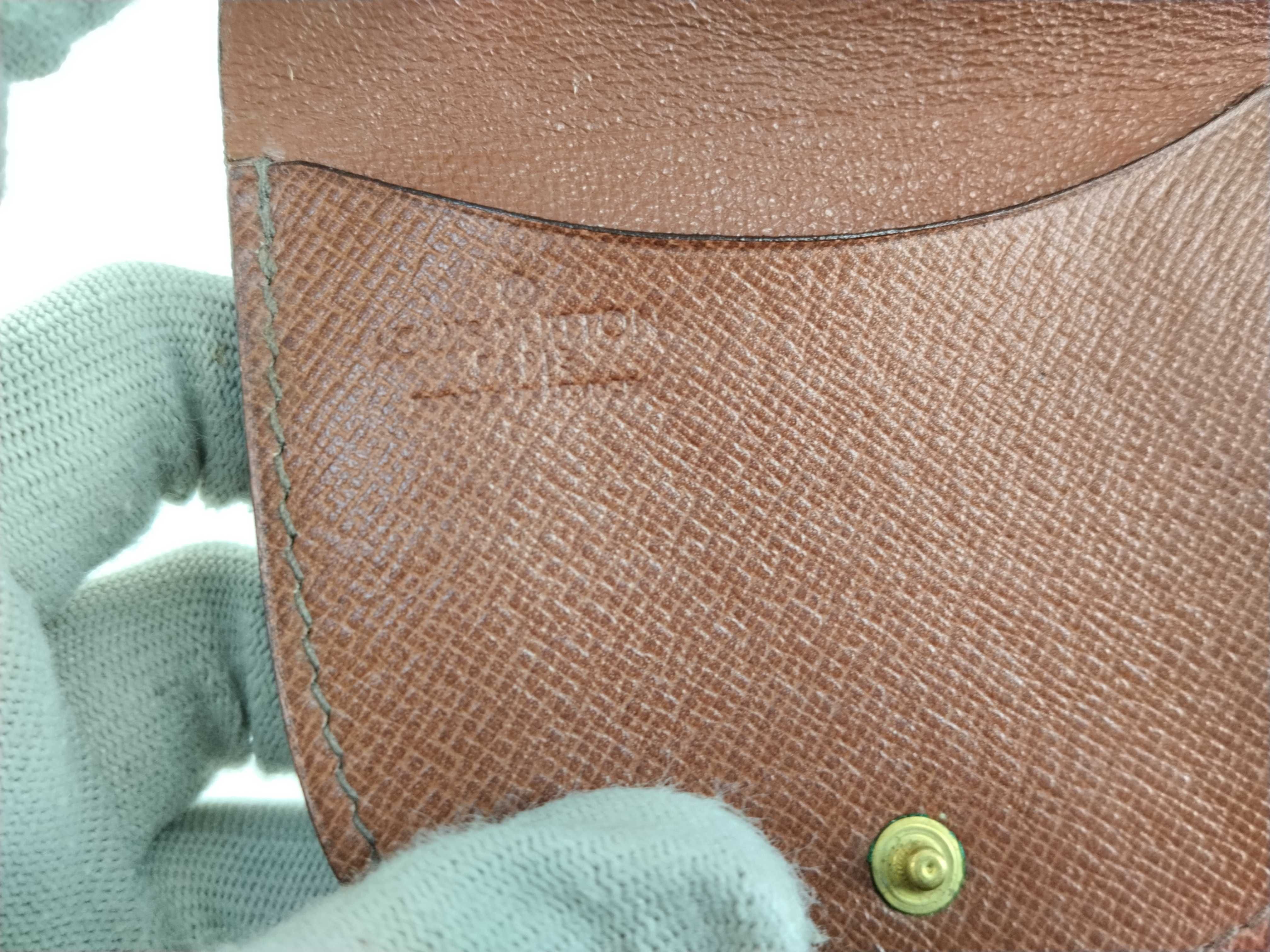 Monogram Louis Vuitton Monogram Porte-Monnaie Gusset Coin Case (Old Model) M61970 8901 CT Coin Case — view 11