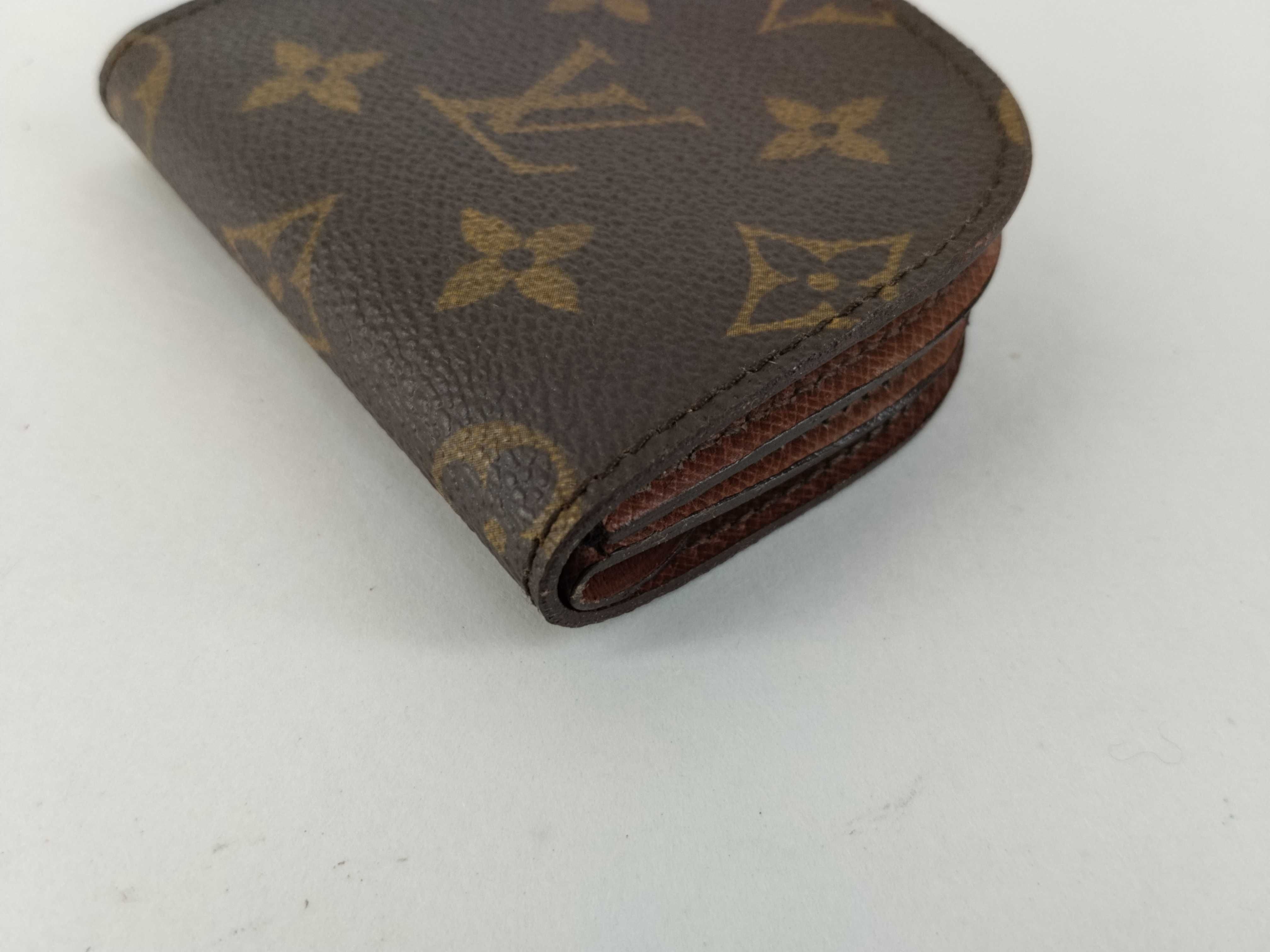Monogram Louis Vuitton Monogram Porte-Monnaie Gusset Coin Case (Old Model) M61970 8901 CT Coin Case — view 3