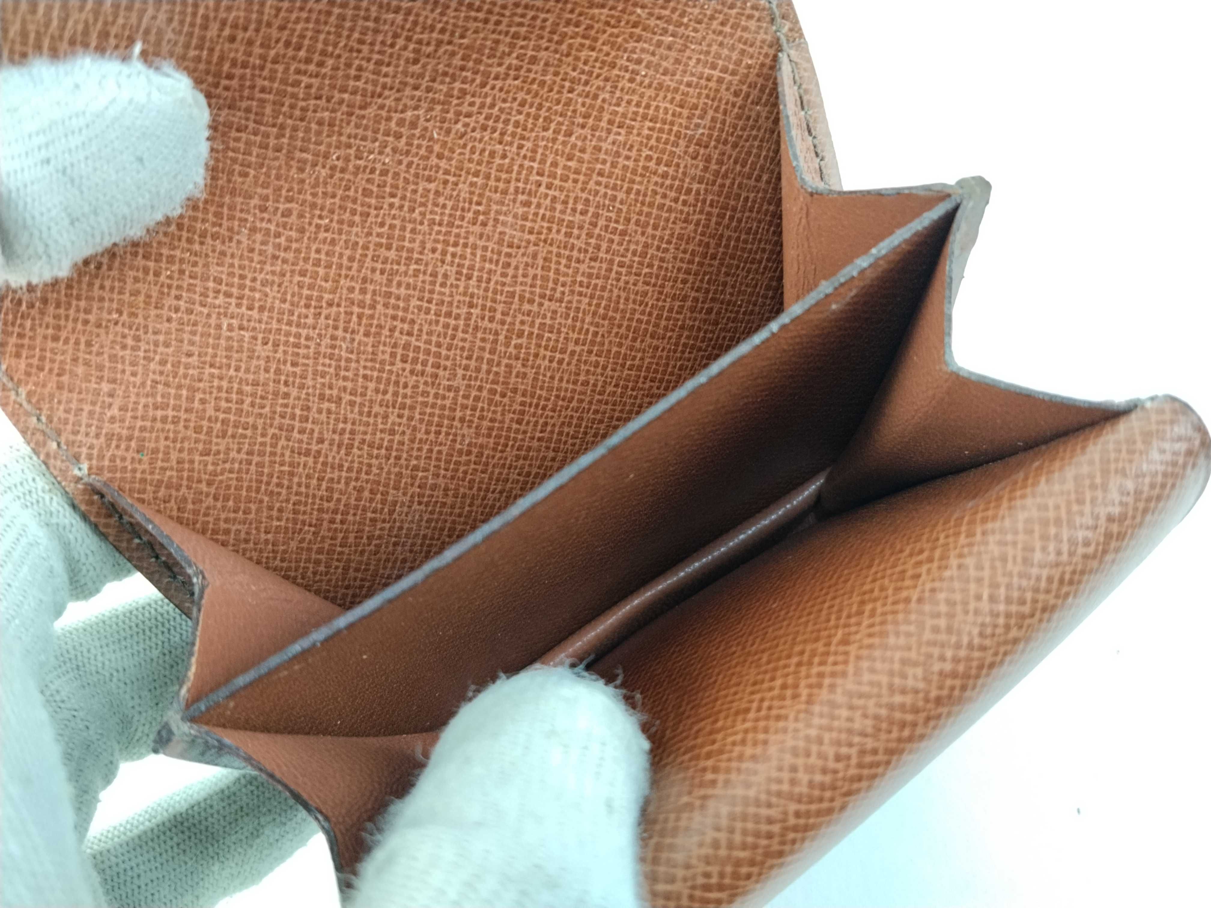 Monogram Louis Vuitton Monogram Porte-Monnaie Gusset Coin Case (Old Model) M61970 8901 CT Coin Case — view 9