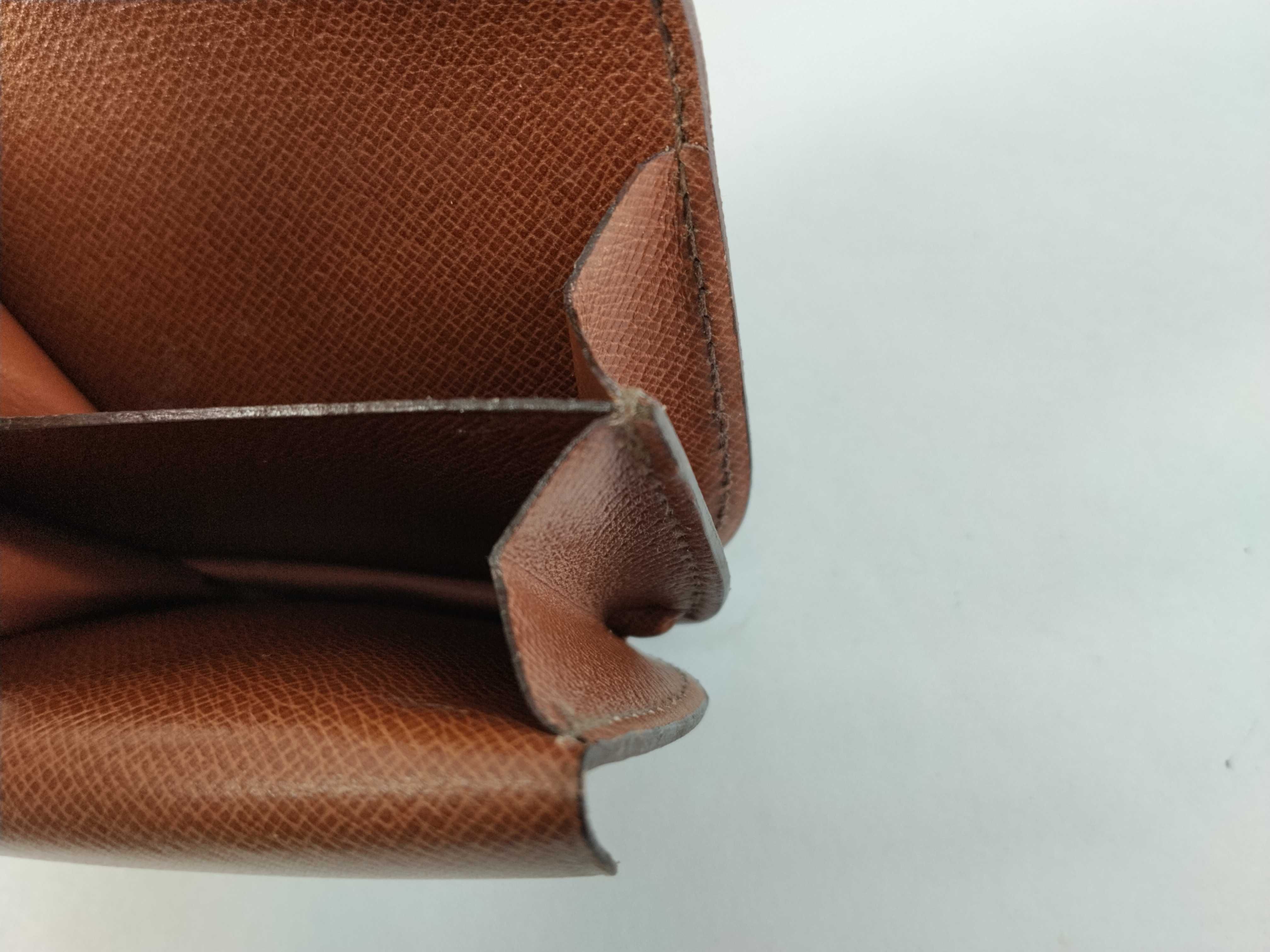 Monogram Louis Vuitton Monogram Porte-Monnaie Gusset Coin Case (Old Model) M61970 8901 CT Coin Case — view 10