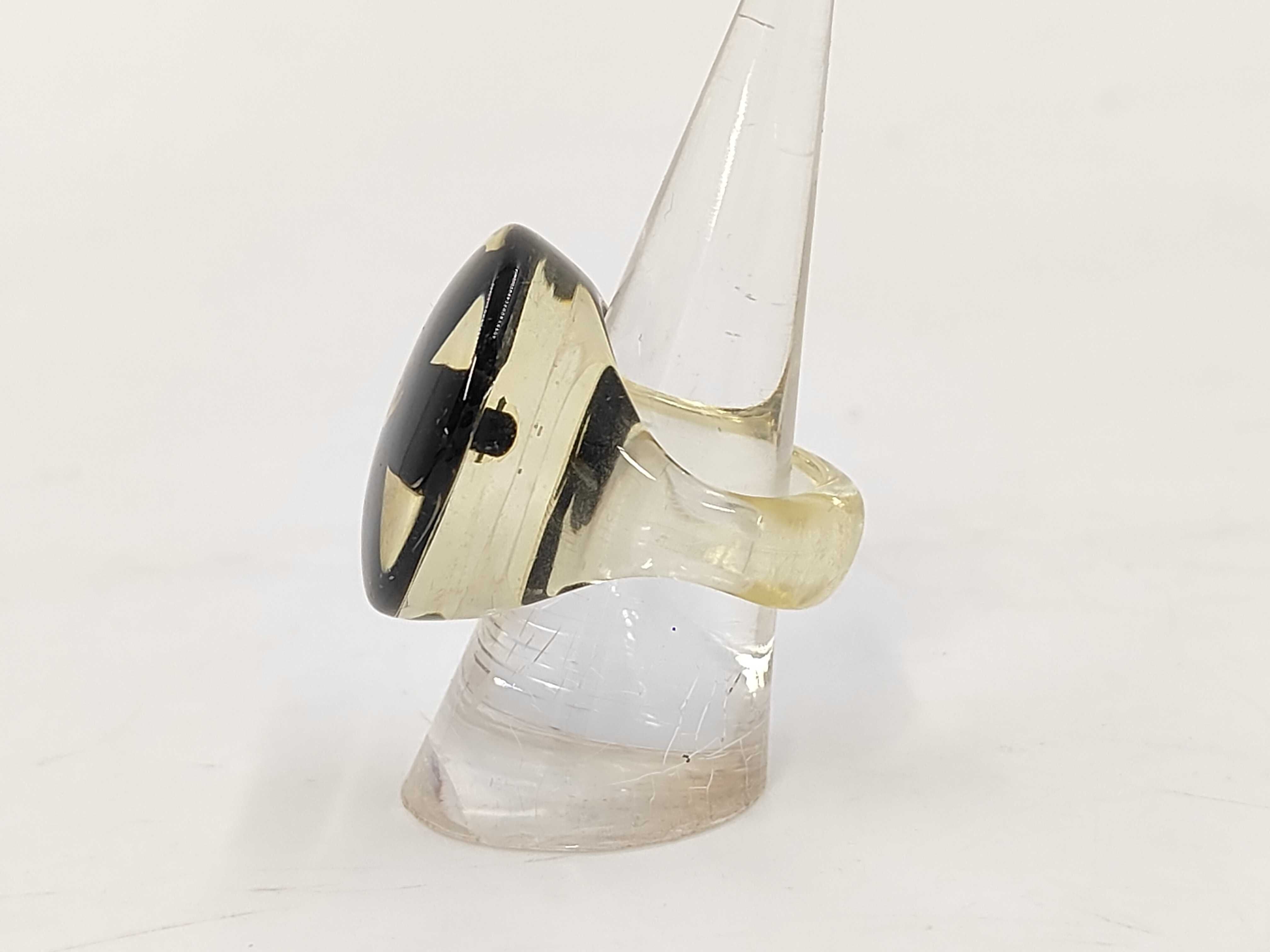 ring — view 2