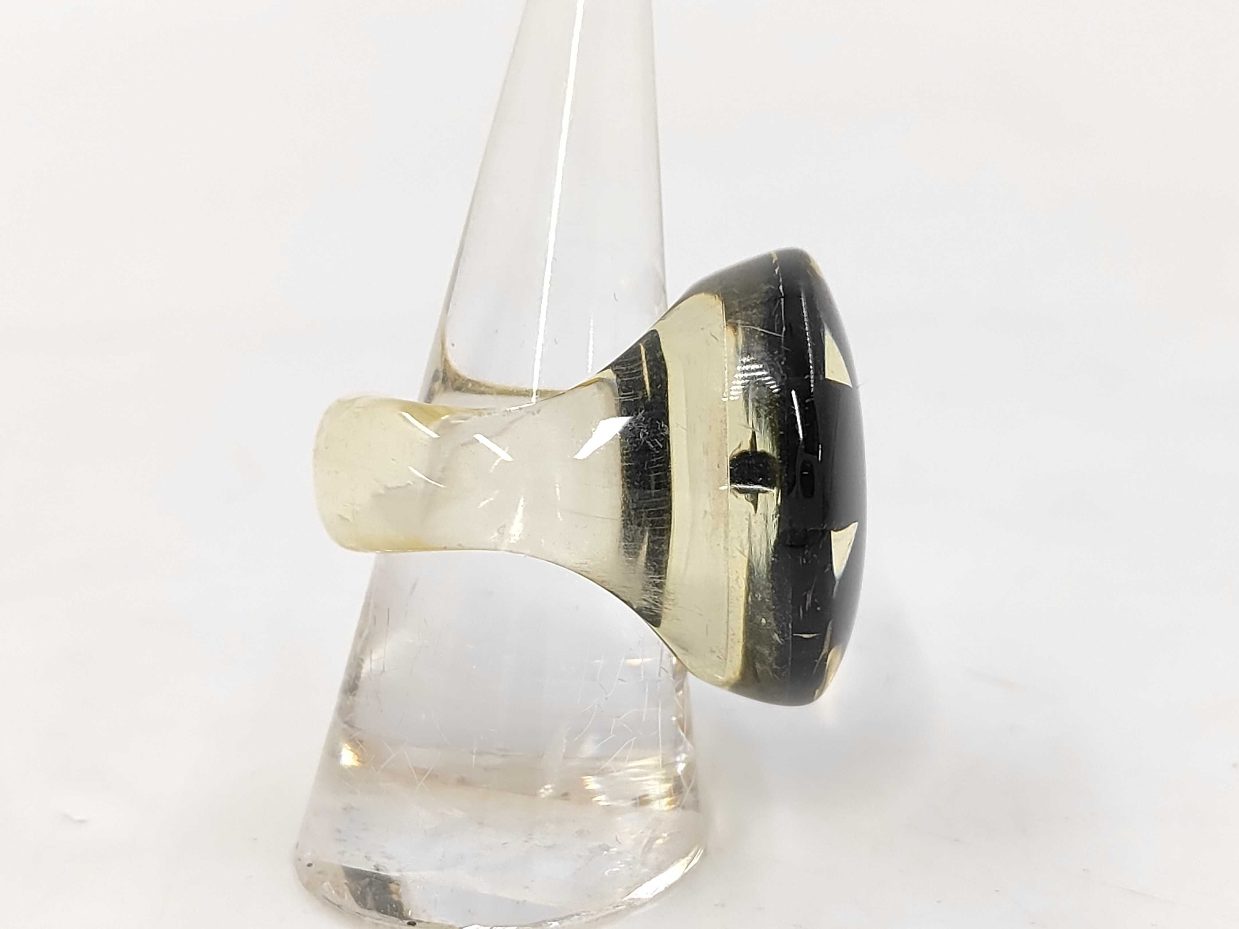 ring — view 3