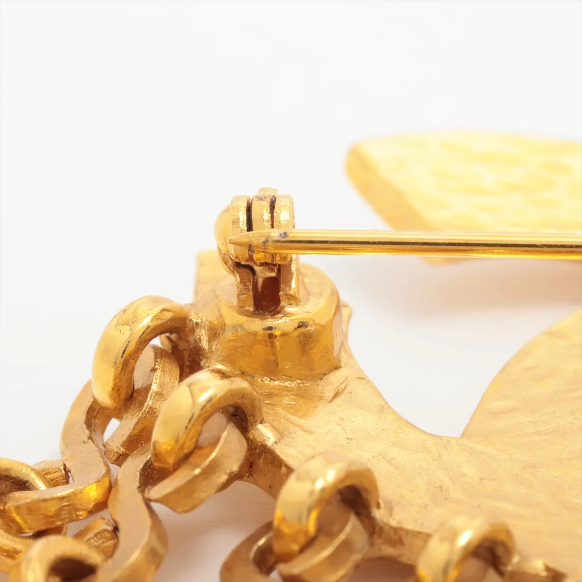 Coco Mark 97P Brooch, GP Gold x Red, — view 3