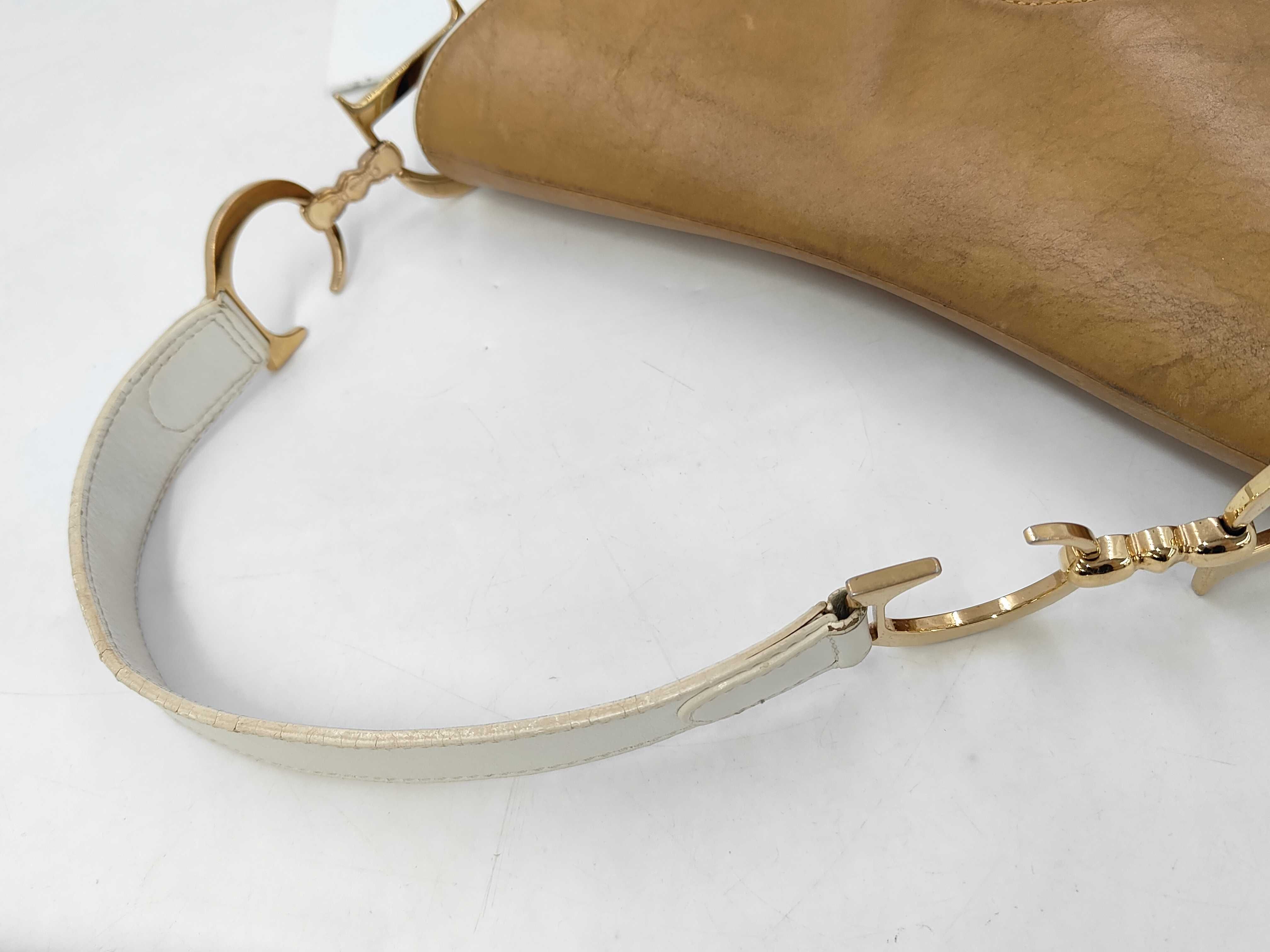 Bicolor D-shaped hardware Saddle Bag Shoulder Bag — view 3