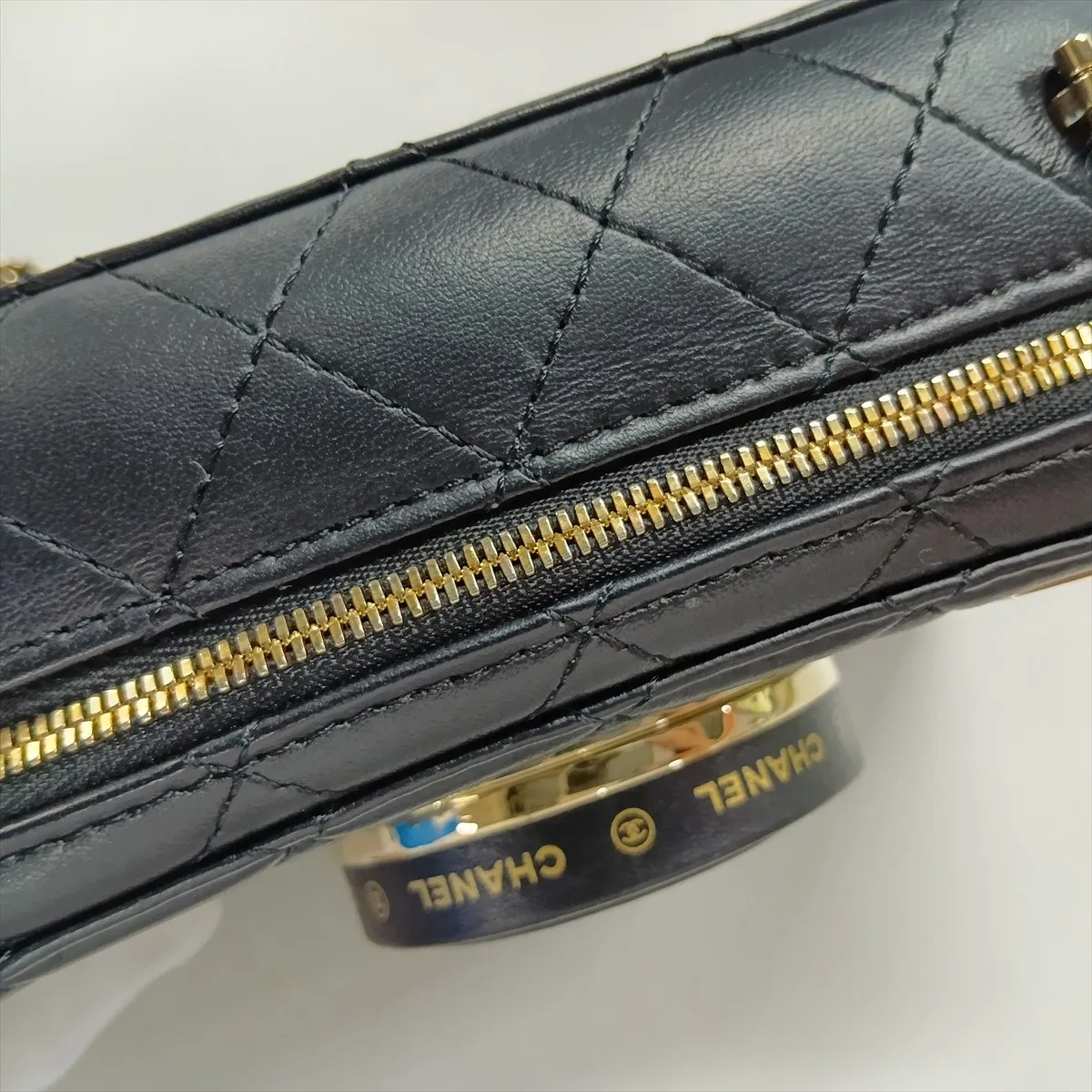 [Individually packaged] Chanel Matelassé Lambskin Chain Shoulder Bag Camera Bag Black Gold Hardware PX7N513A Random Plate AS4817 — view 14