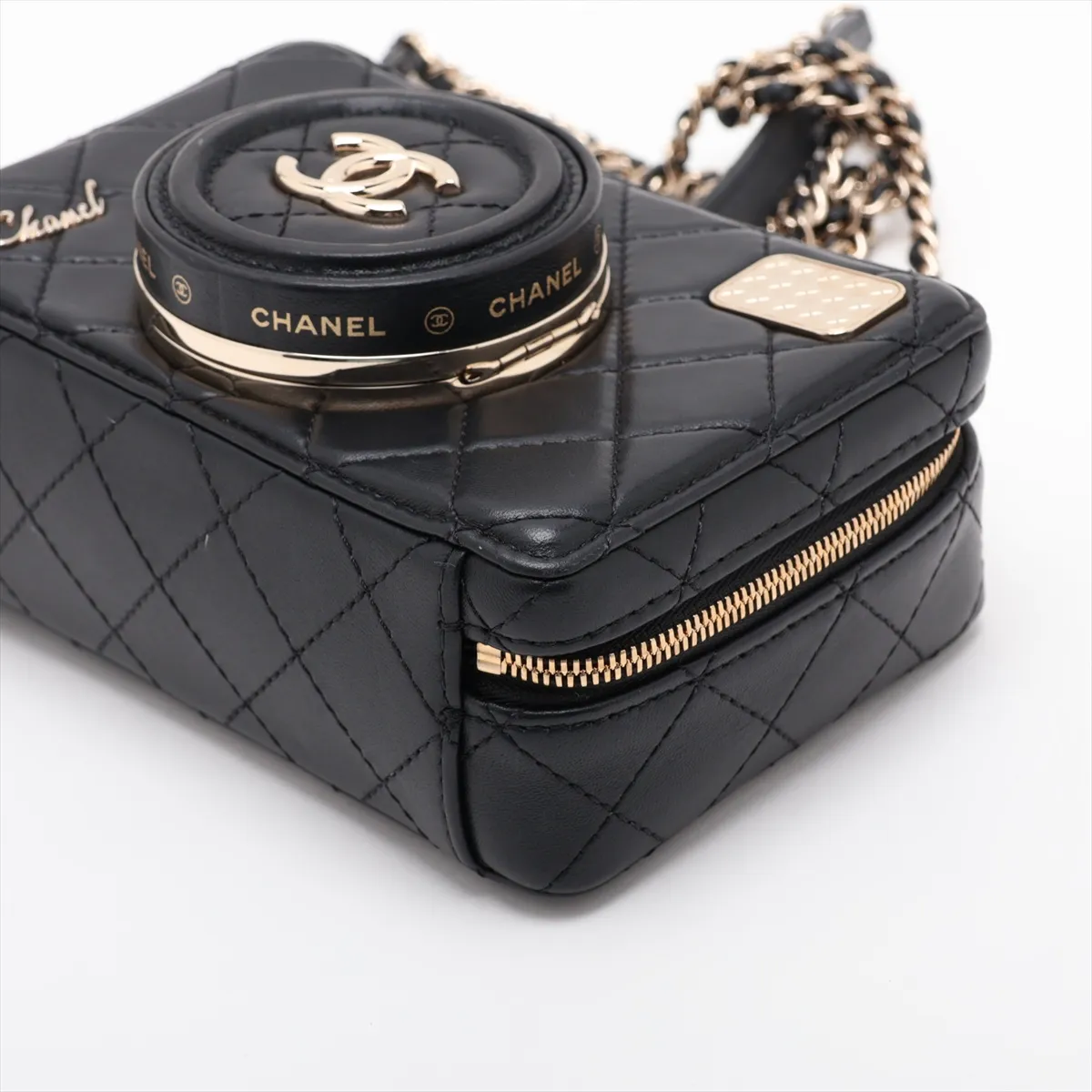 [Individually packaged] Chanel Matelassé Lambskin Chain Shoulder Bag Camera Bag Black Gold Hardware PX7N513A Random Plate AS4817 — view 3