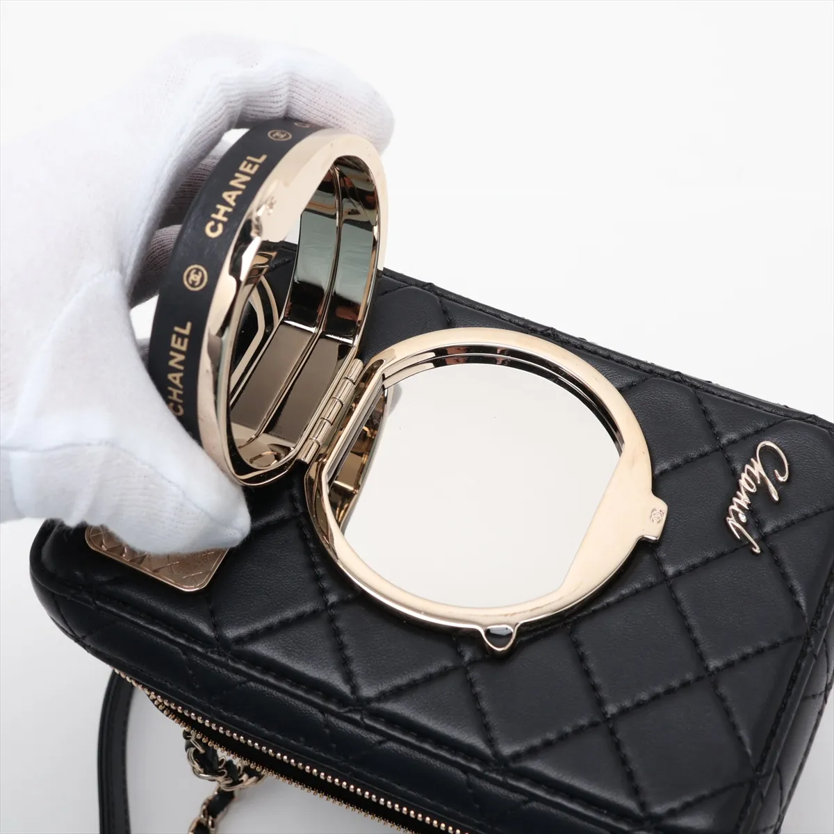 [Individually packaged] Chanel Matelassé Lambskin Chain Shoulder Bag Camera Bag Black Gold Hardware PX7N513A Random Plate AS4817 — view 7