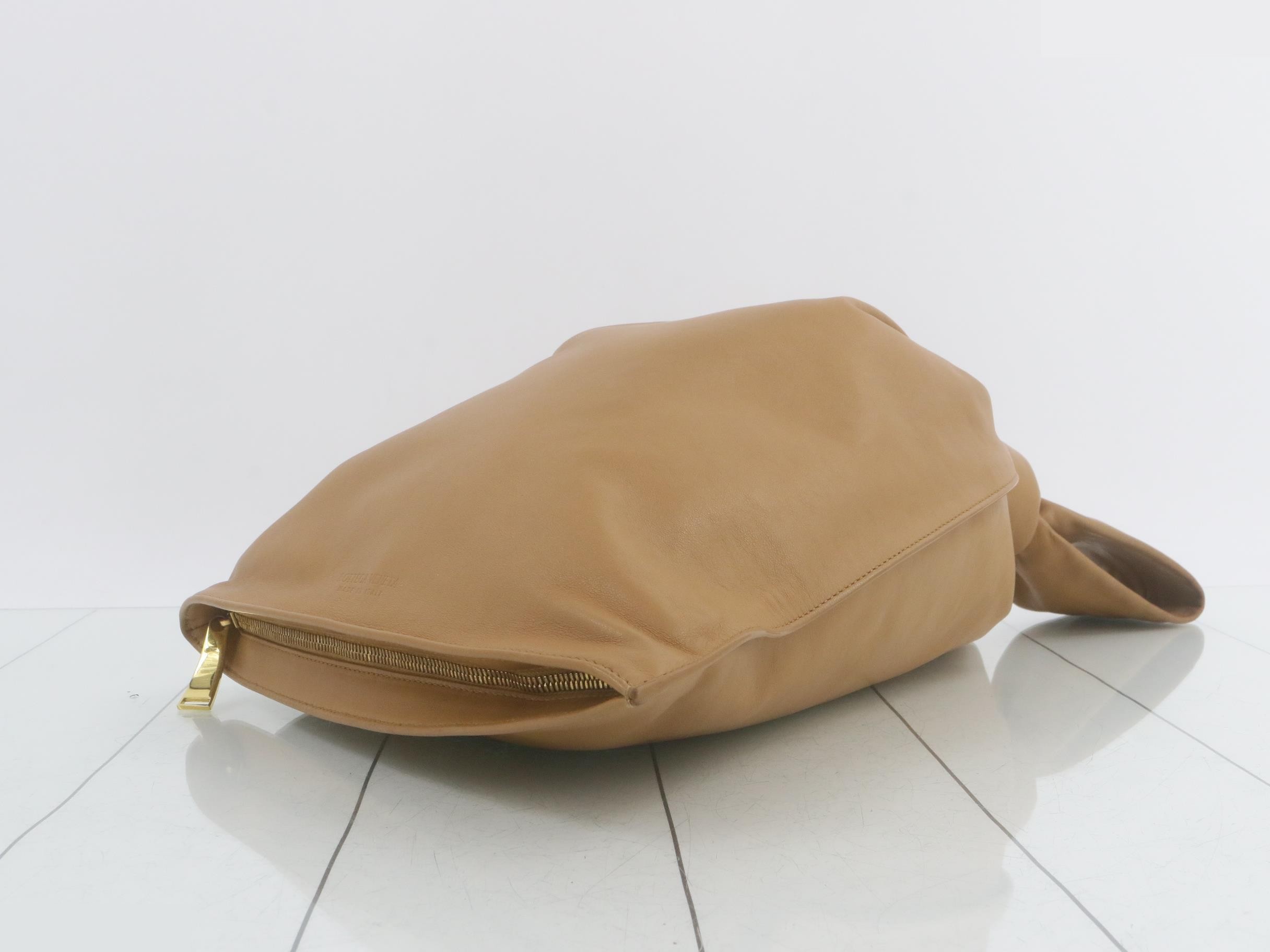 BV Twist Leather Handbag — view 6
