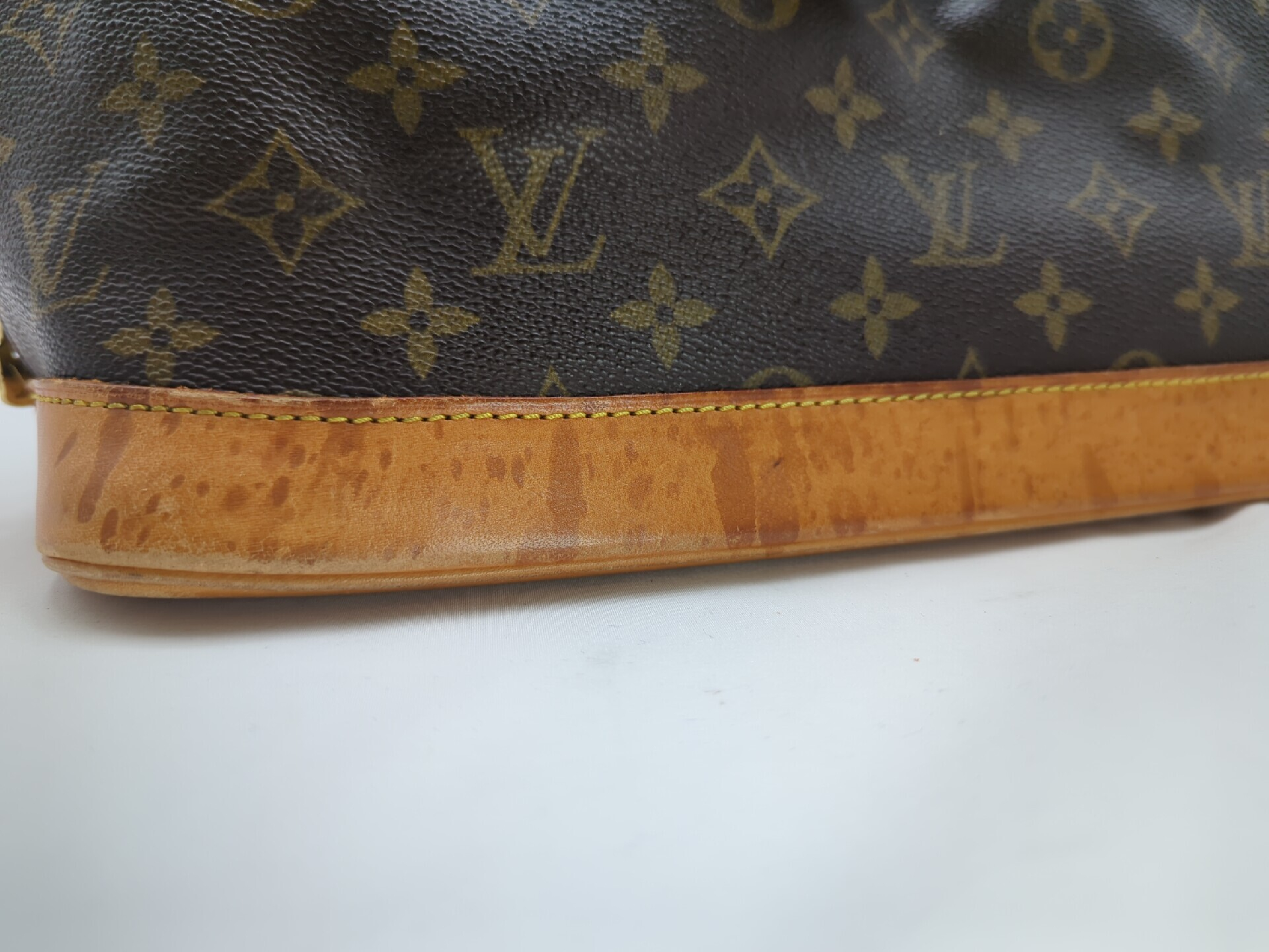 M51130 Monogram Alma Handbag — view 14
