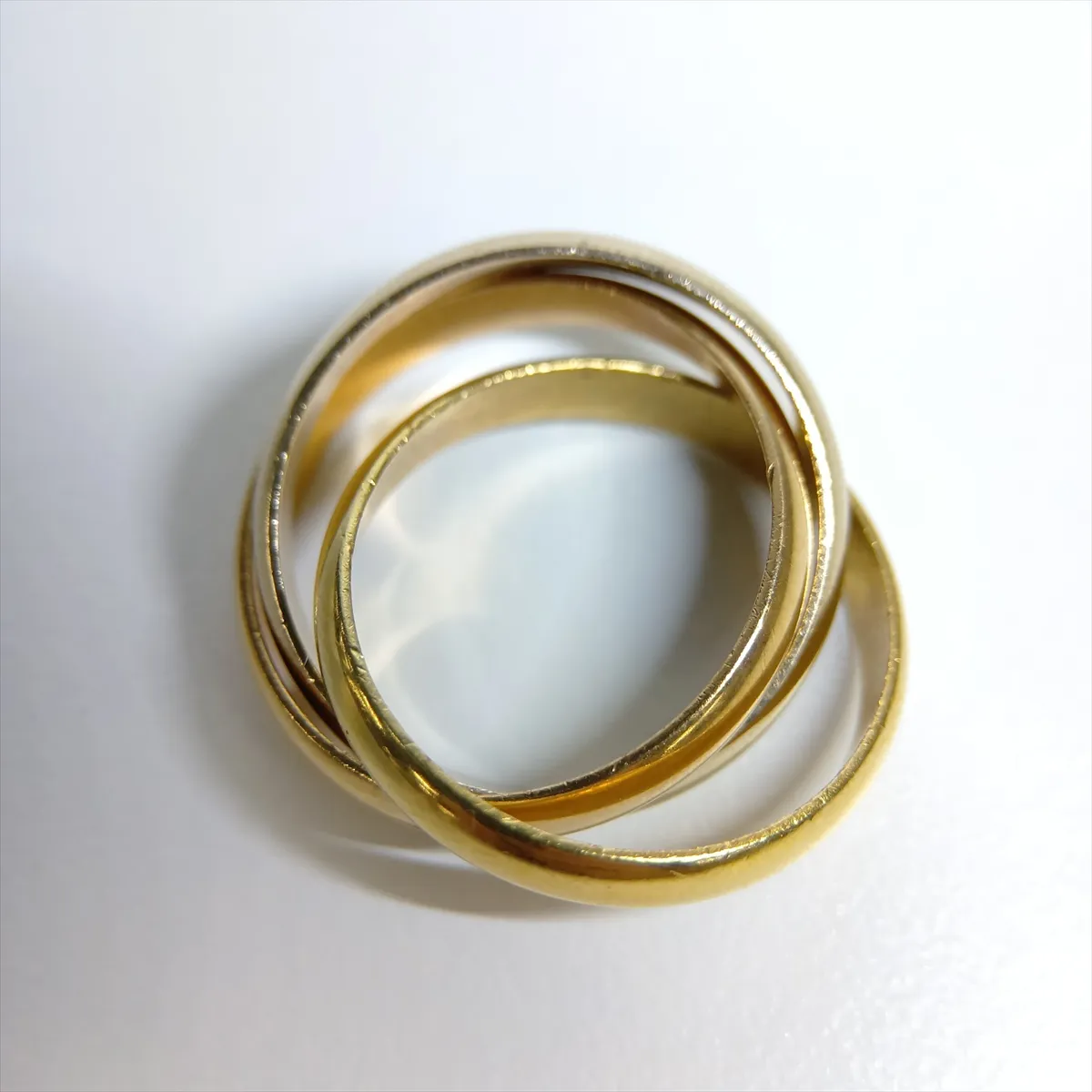 Trinity Ring 750 (YG x PG x WG) 8.1g 52 O1950W Dents, solder marks, plating — view 6
