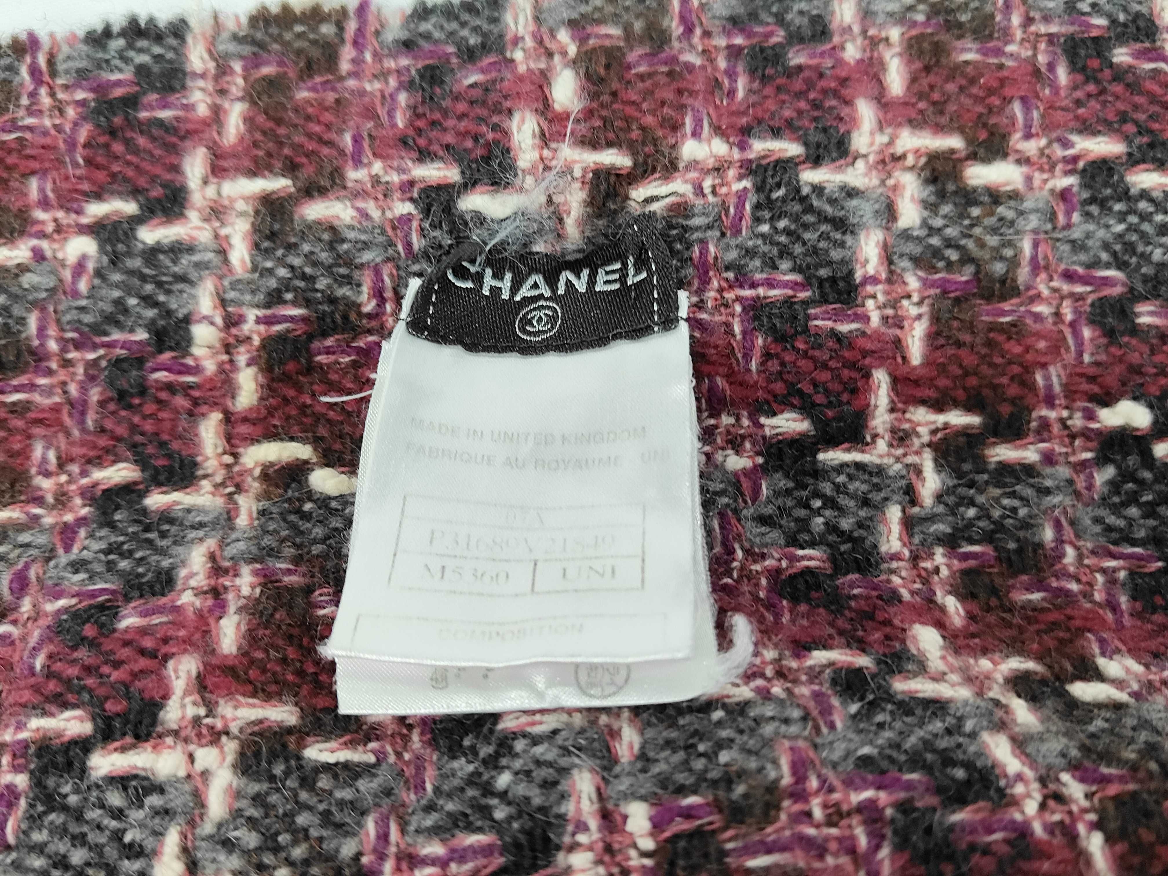 scarf and other accessories — view 6