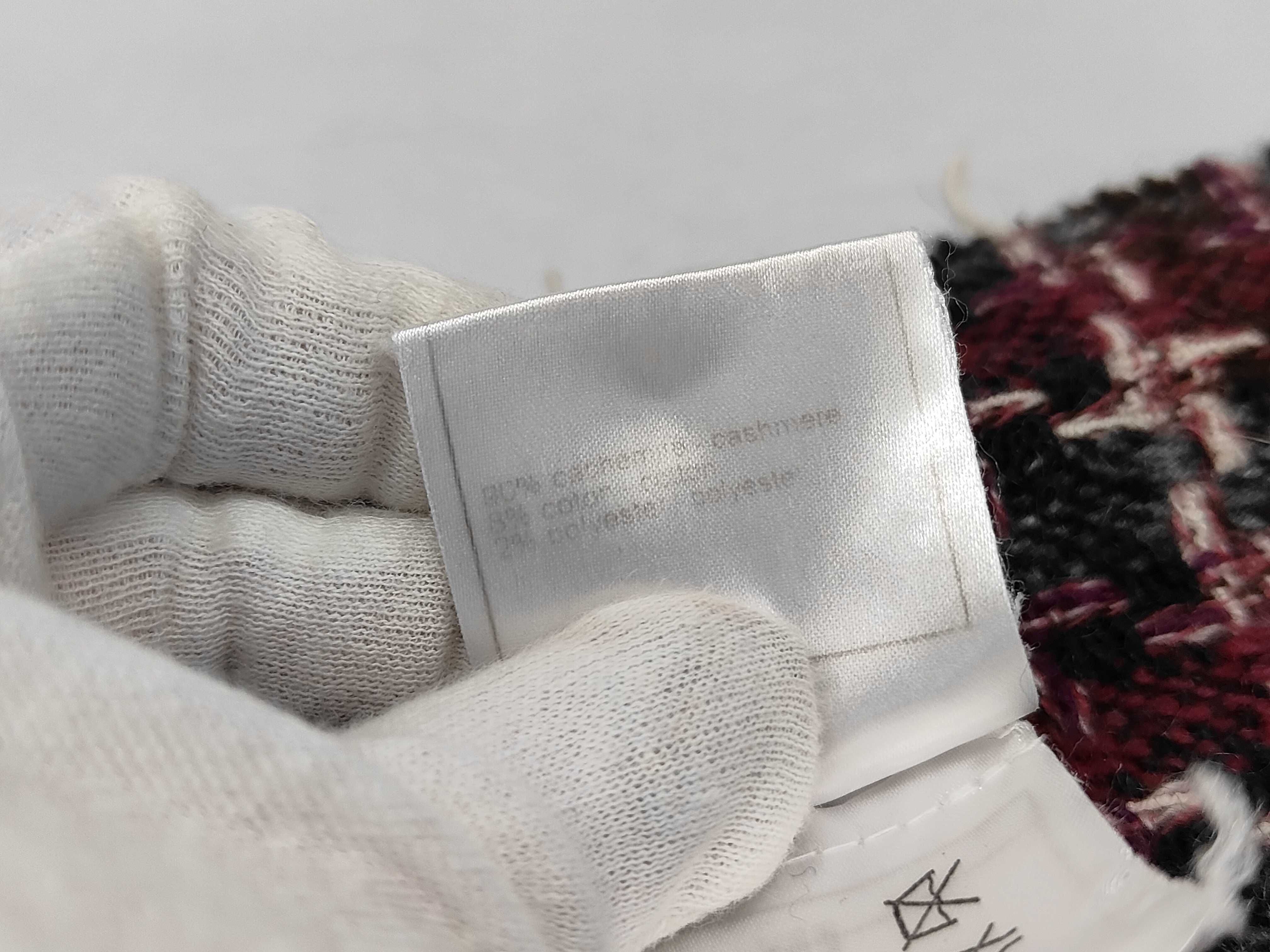 scarf and other accessories — view 7
