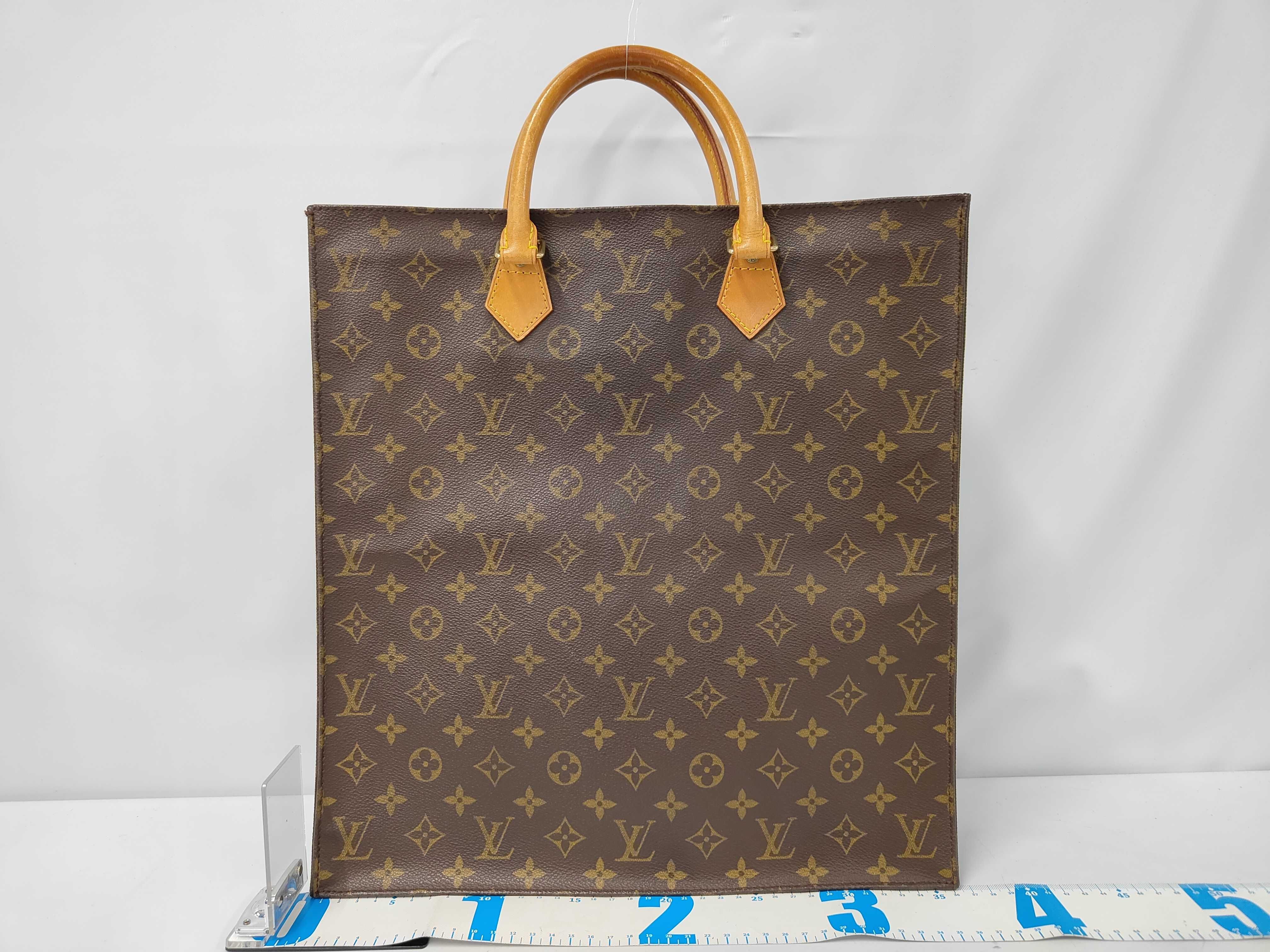 Monogram Sac Plat VI0022 Handbag — view 2