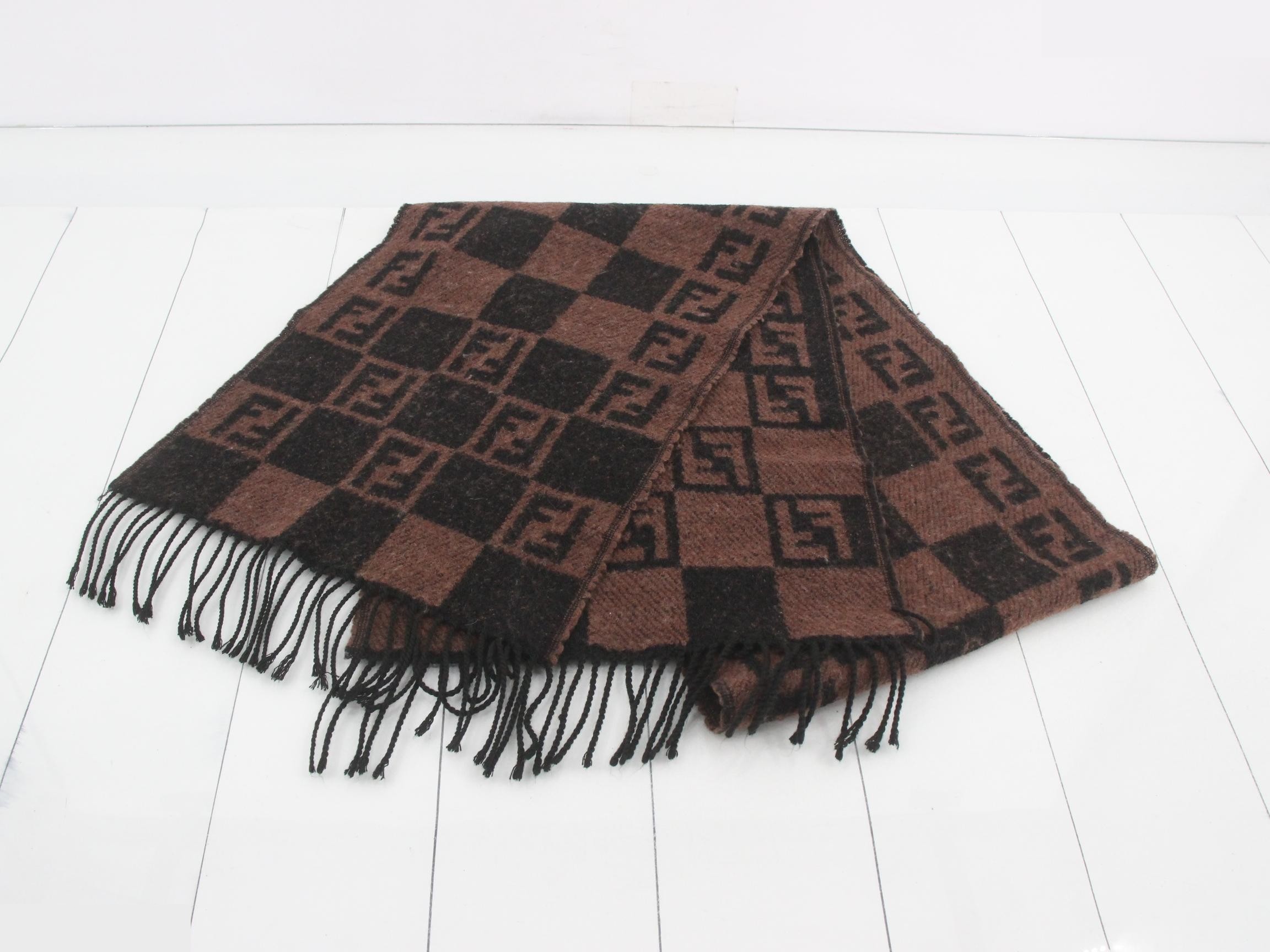 scarf, brown — view 2